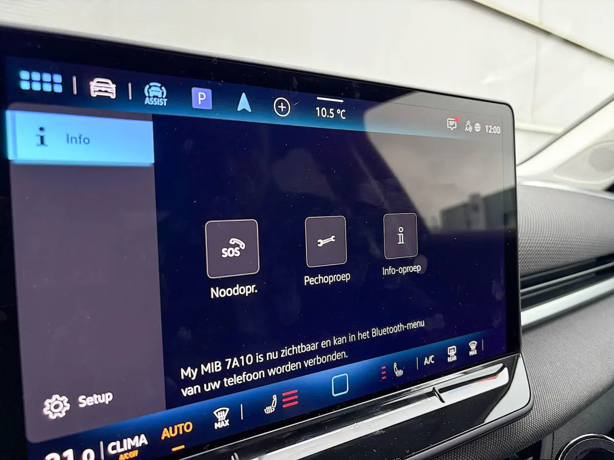 1.5 eTsi 115pk Life First Edition | App Connect | Camera | Stoelverwarming