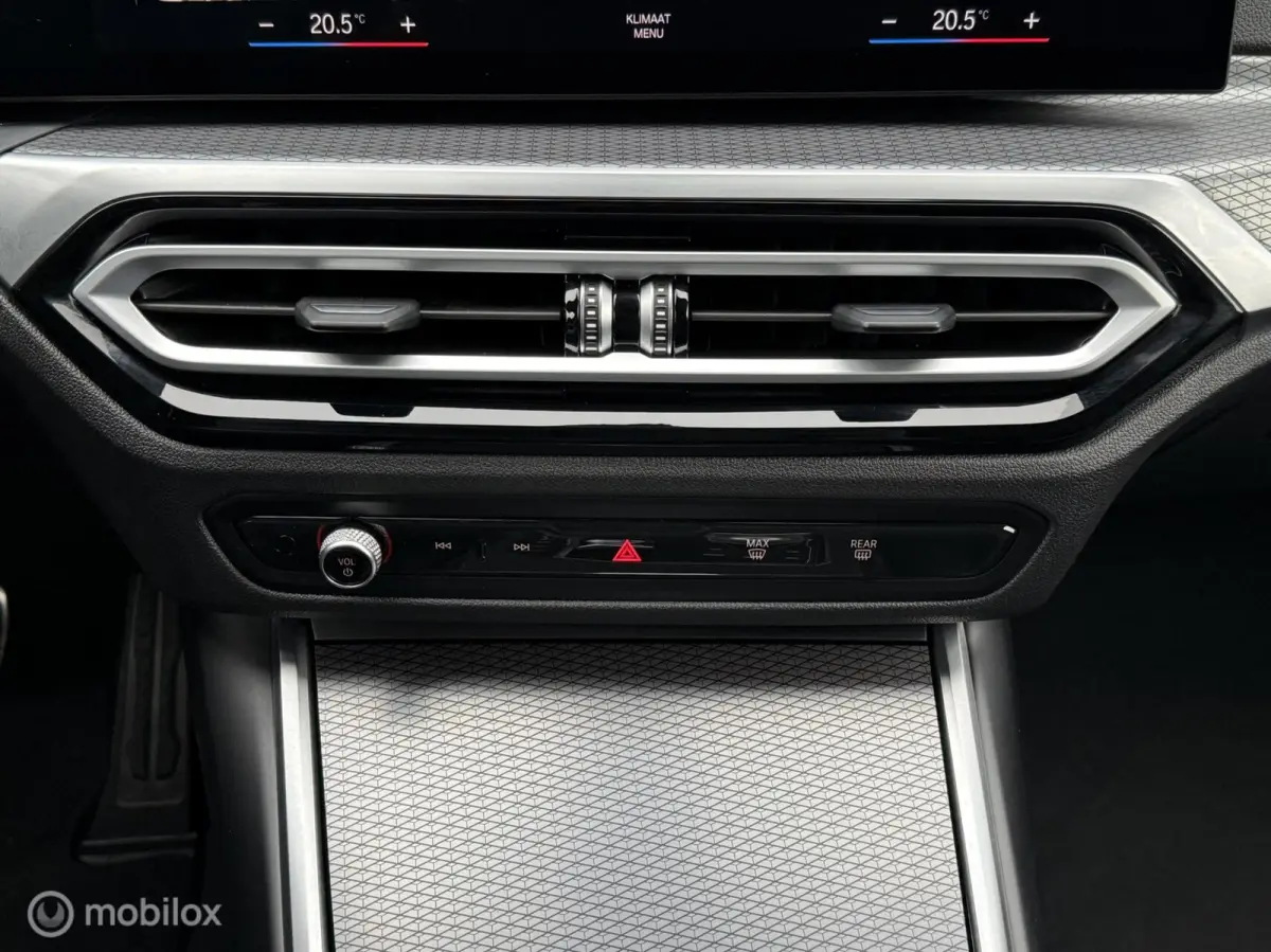 330e xDrive M Performance Panodak HUD LED Navi Carplay Brooklyn Grau