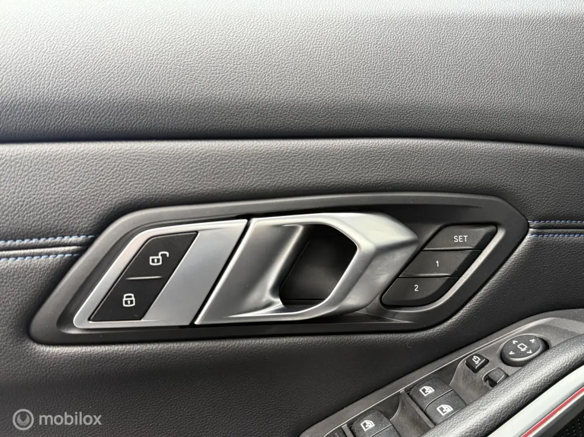 330e xDrive M Performance Panodak HUD LED Navi Carplay Brooklyn Grau