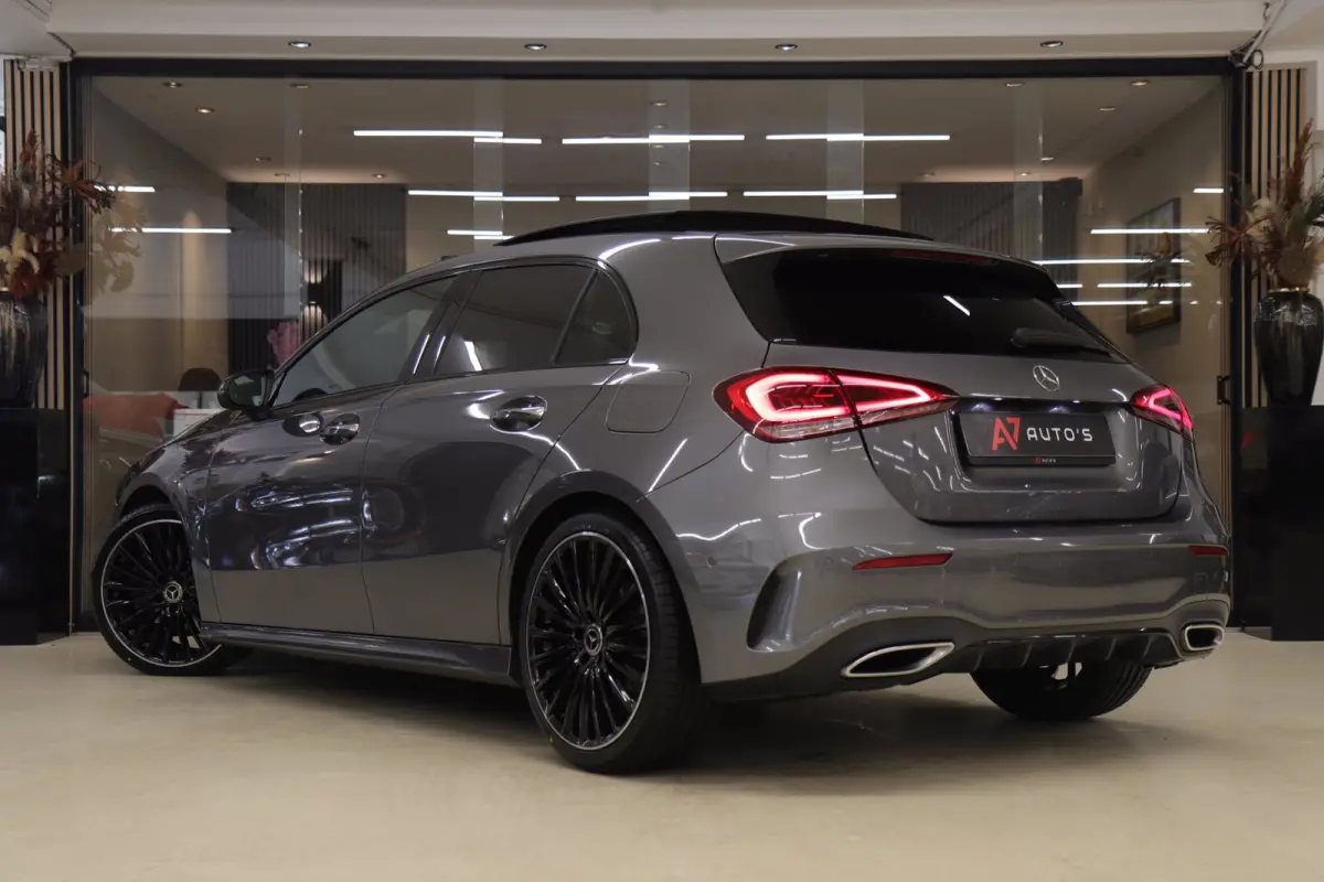 220 AMG Pano/Memory/Burm/Sfeer/Camera/Carplay/BOMVOL