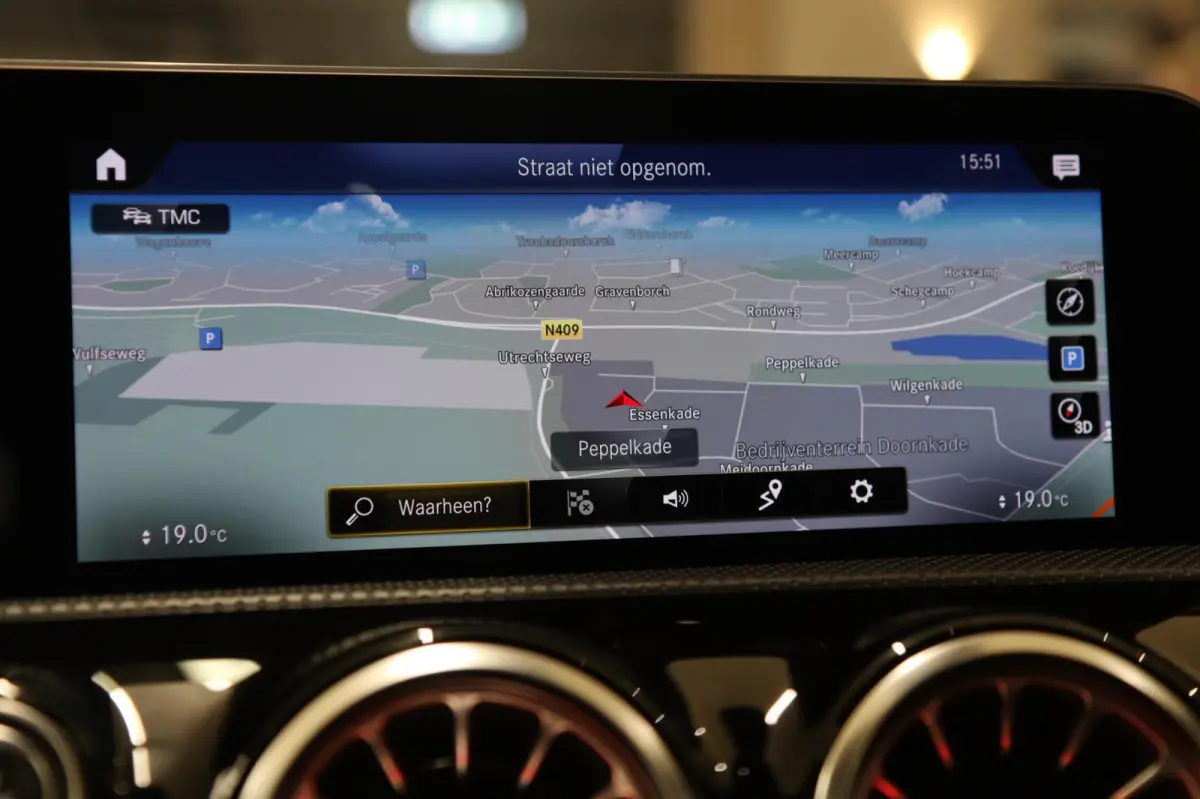 220 AMG Pano/Memory/Burm/Sfeer/Camera/Carplay/BOMVOL