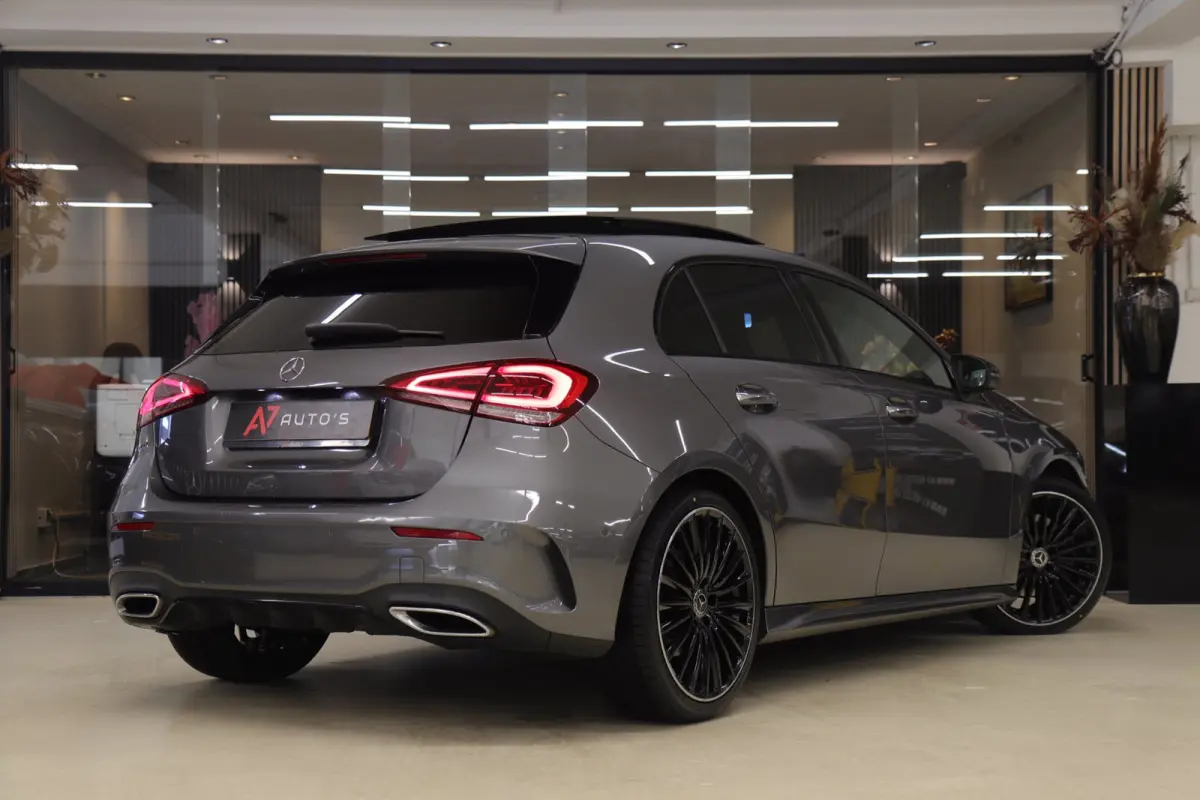 220 AMG Pano/Memory/Burm/Sfeer/Camera/Carplay/BOMVOL