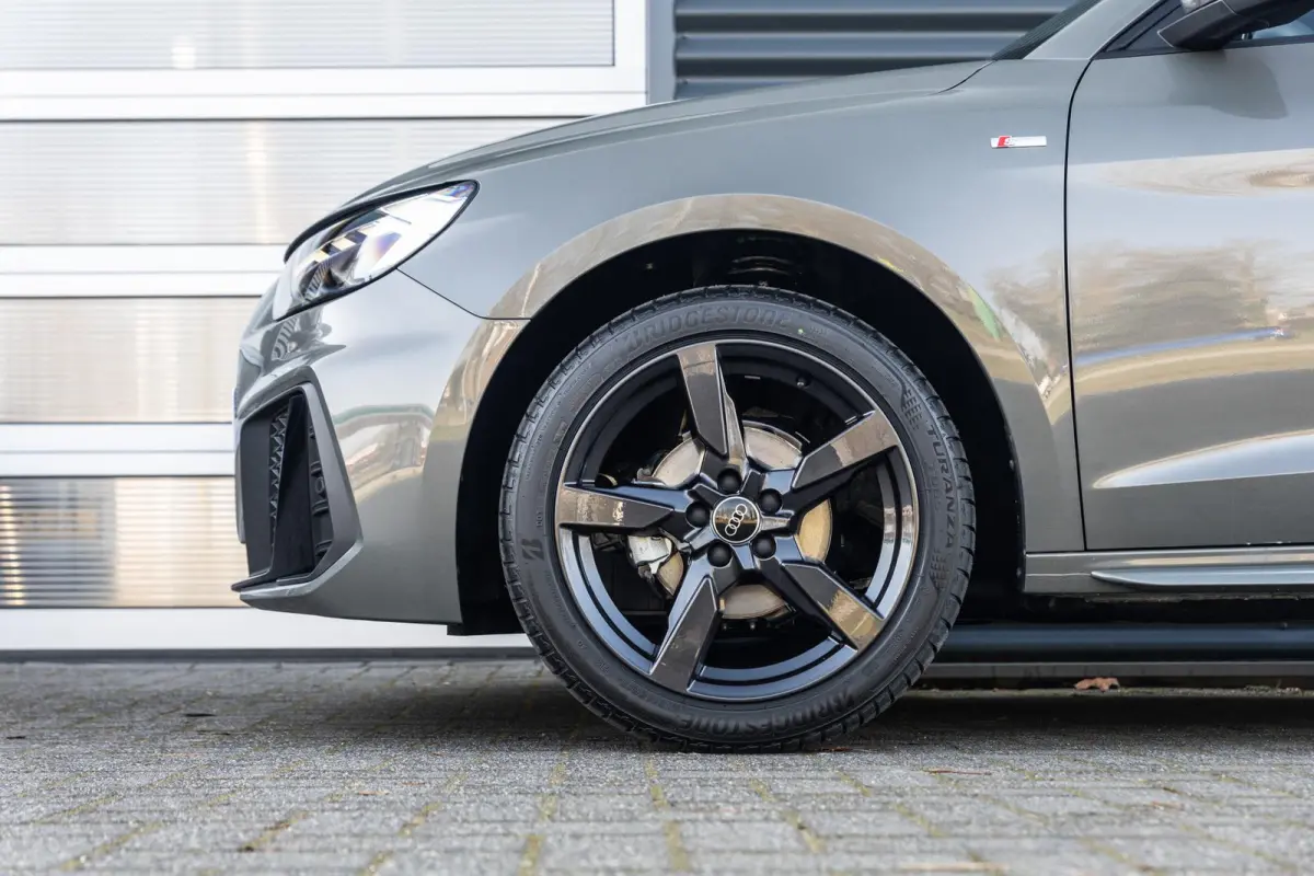 25 TFSI 95pk S-tronic S edition | Stoelverwarming | Achteruitrijcamera | Cruise Control Adaptief