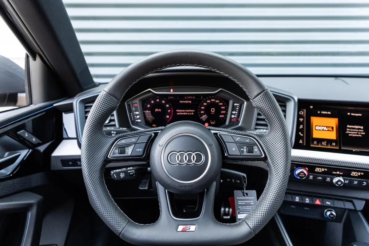 25 TFSI 95pk S-tronic S edition | Stoelverwarming | Achteruitrijcamera | Cruise Control Adaptief