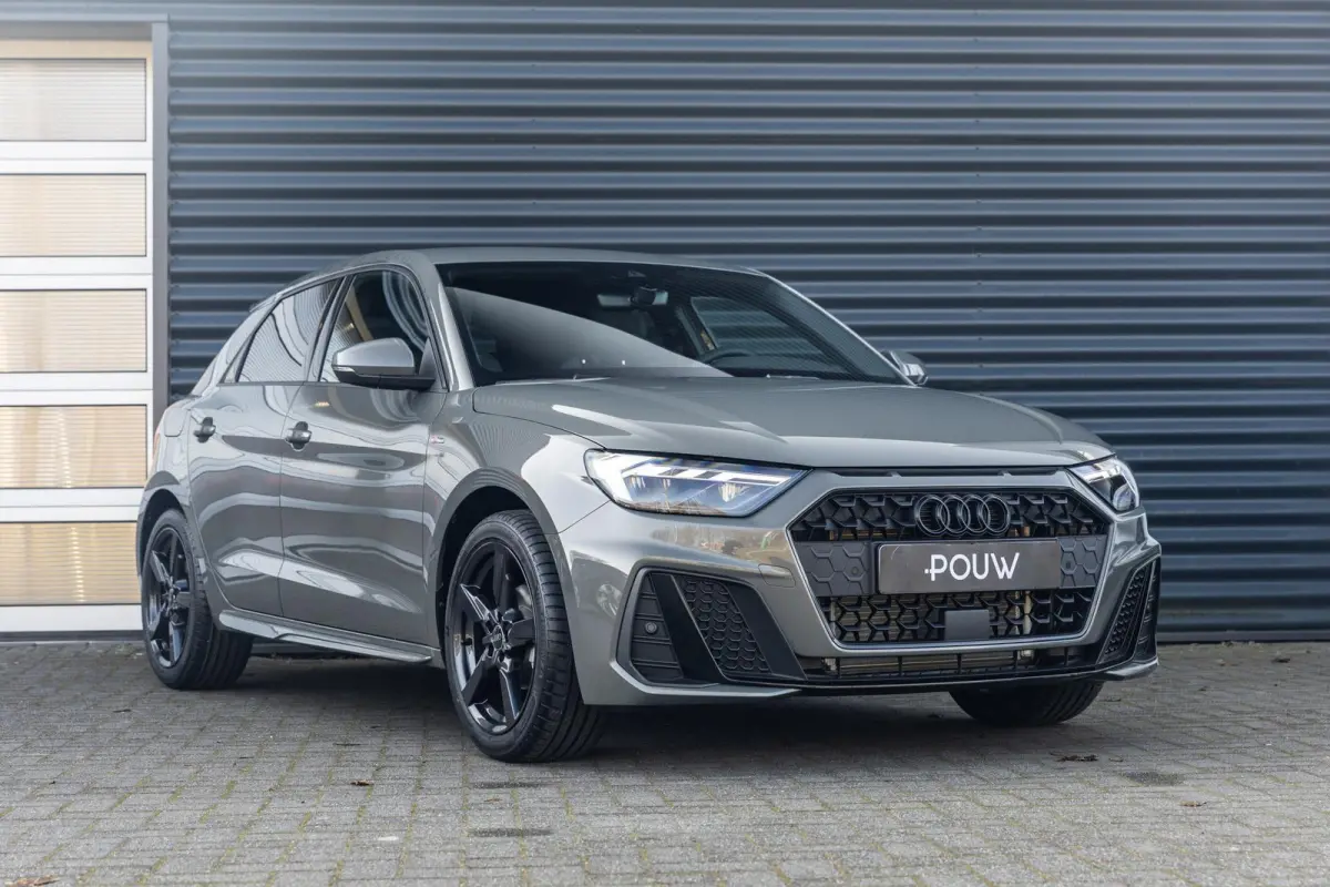 25 TFSI 95pk S-tronic S edition | Stoelverwarming | Achteruitrijcamera | Cruise Control Adaptief