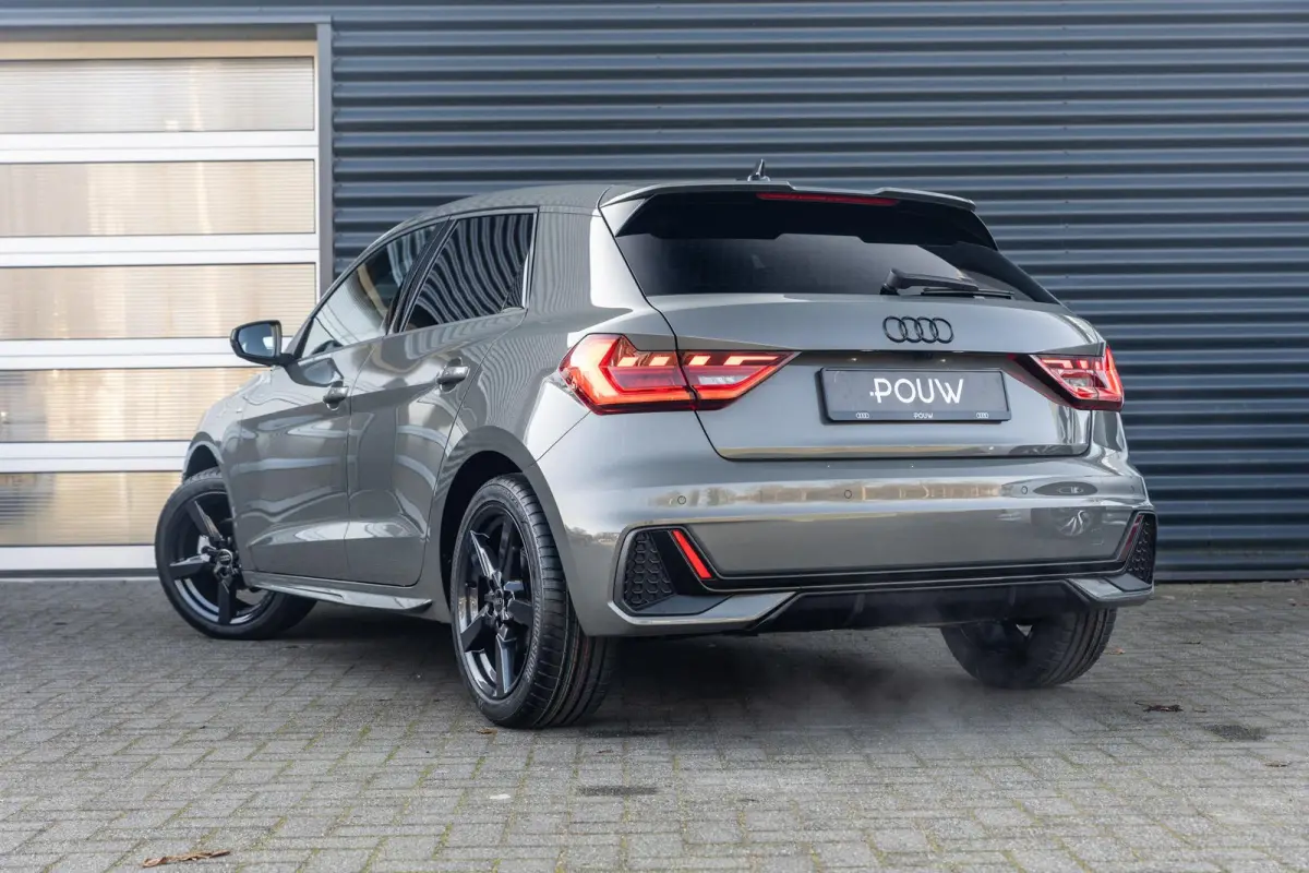 25 TFSI 95pk S-tronic S edition | Stoelverwarming | Achteruitrijcamera | Cruise Control Adaptief