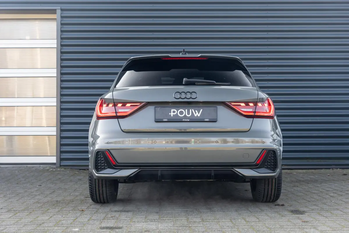 25 TFSI 95pk S-tronic S edition | Stoelverwarming | Achteruitrijcamera | Cruise Control Adaptief