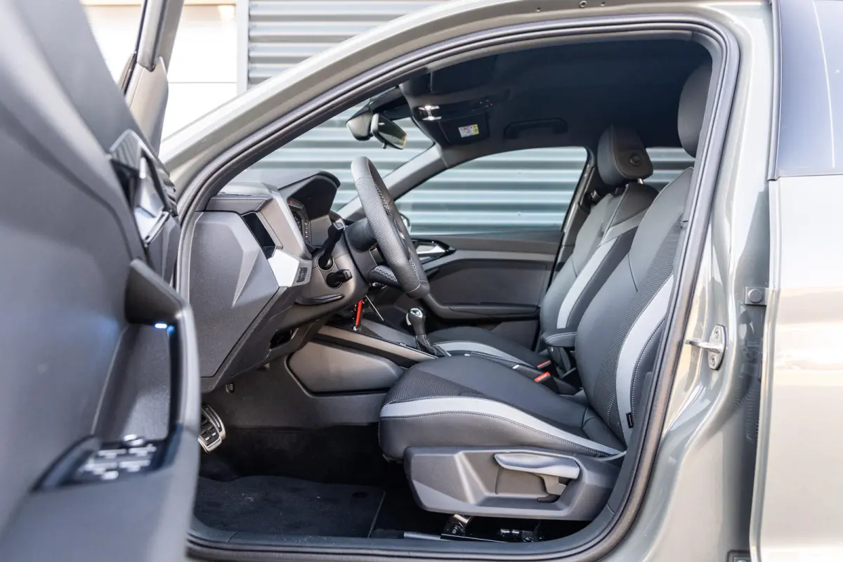 25 TFSI 95pk S-tronic S edition | Stoelverwarming | Achteruitrijcamera | Cruise Control Adaptief