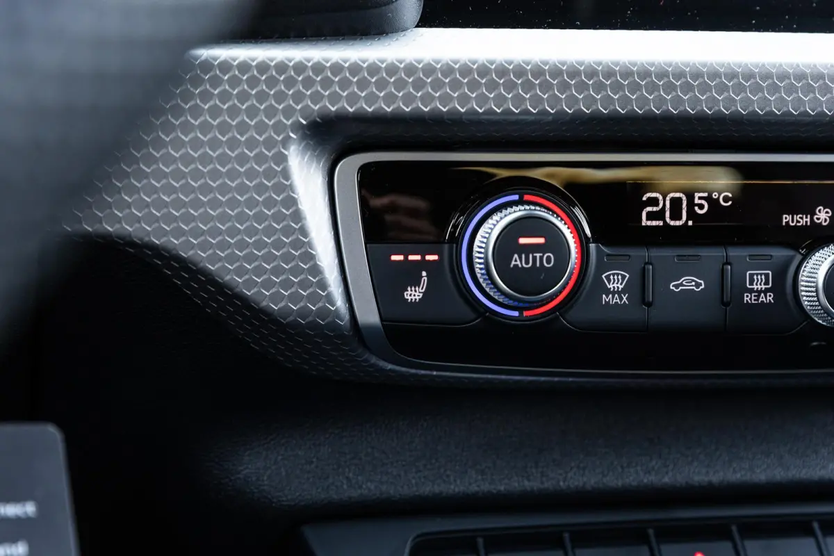 25 TFSI 95pk S-tronic S edition | Stoelverwarming | Achteruitrijcamera | Cruise Control Adaptief