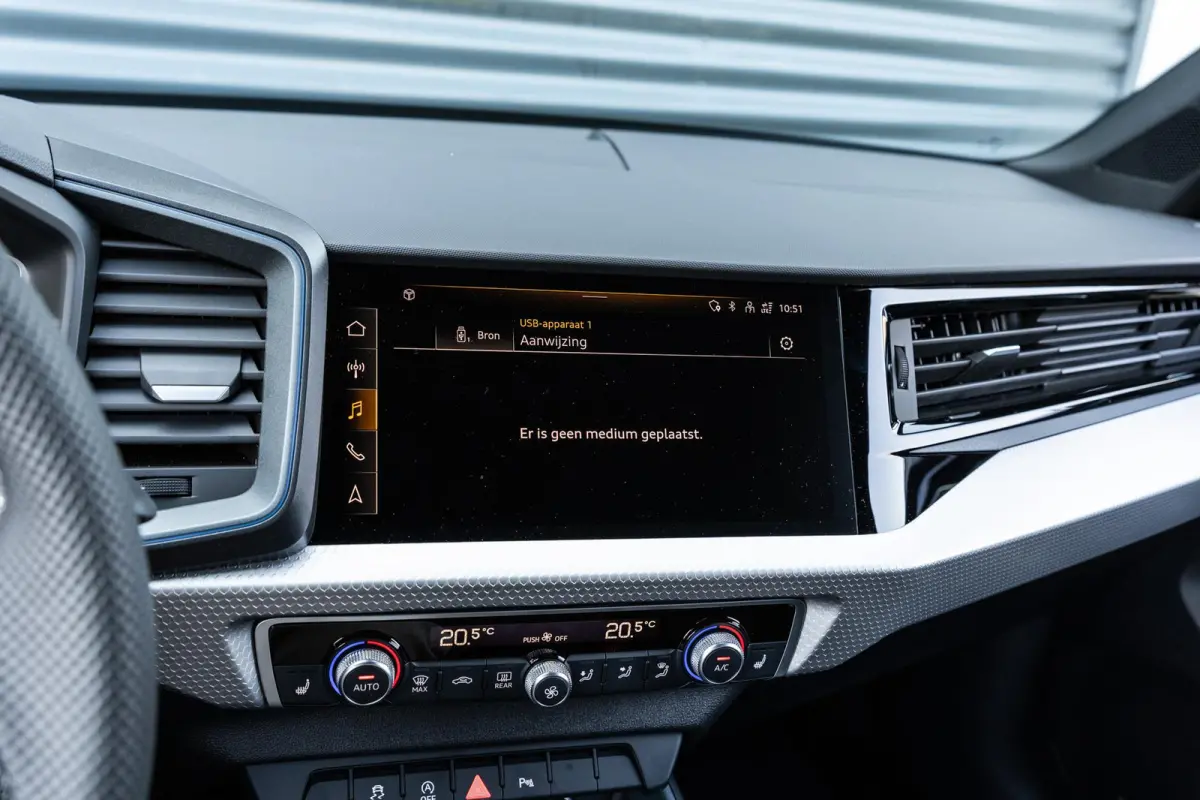 25 TFSI 95pk S-tronic S edition | Stoelverwarming | Achteruitrijcamera | Cruise Control Adaptief