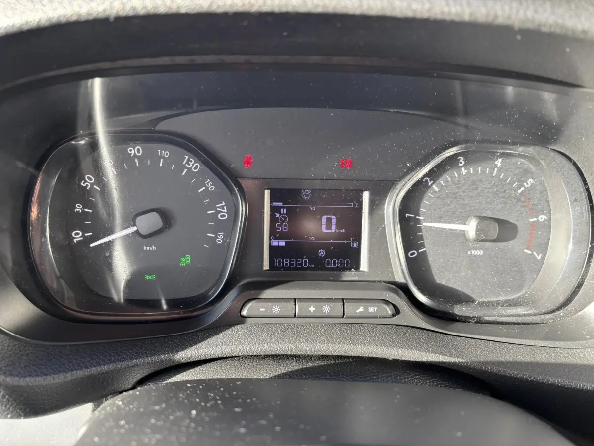 2.0 BlueHDI 120 L3H1 Club XL*A/C*CRUISE*CLIMA*TEL*