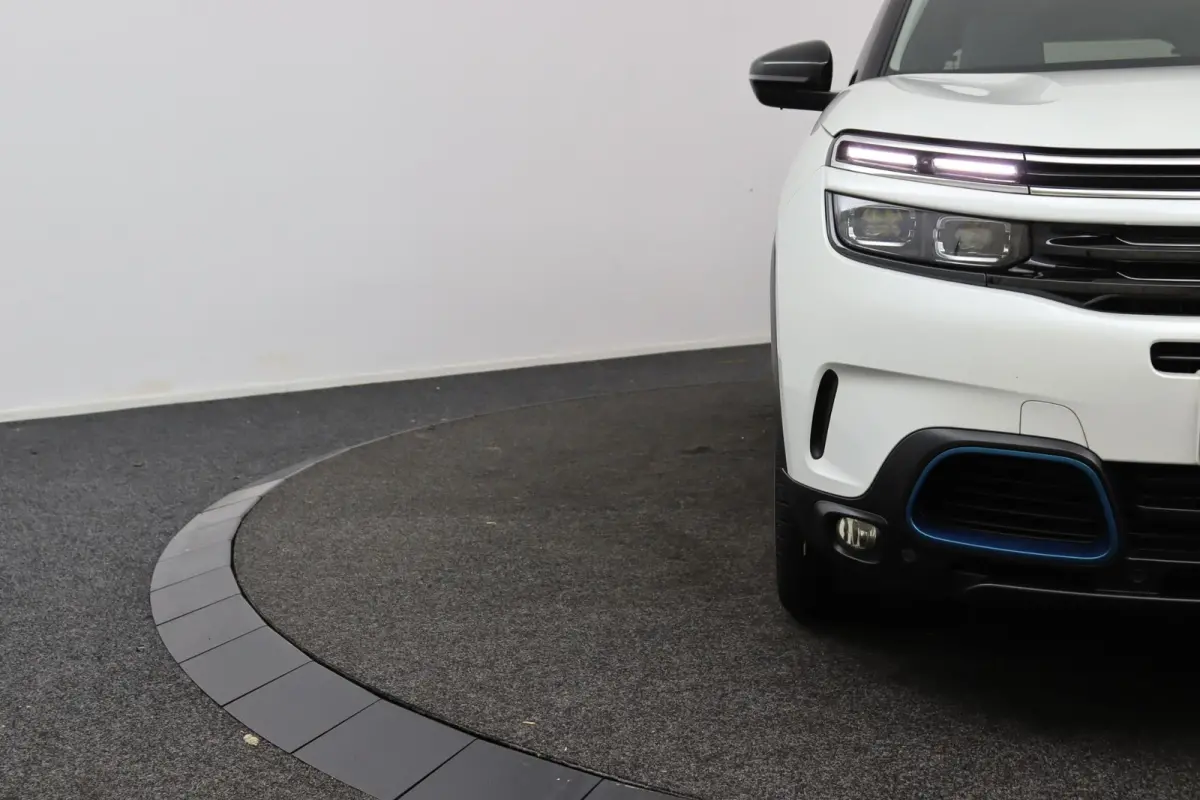 Plug-in Hybrid*CARPLAY*AUTOM.*ECC*ACC*NAVI*CAM*