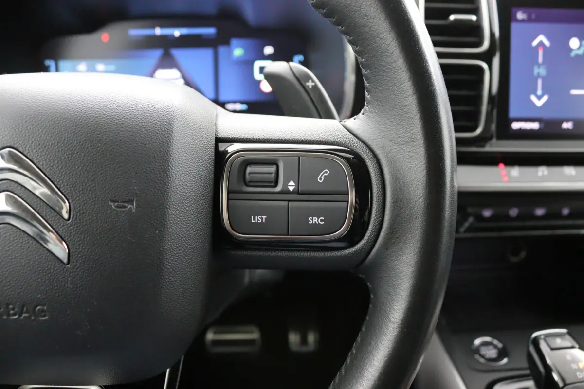 Plug-in Hybrid*CARPLAY*AUTOM.*ECC*ACC*NAVI*CAM*