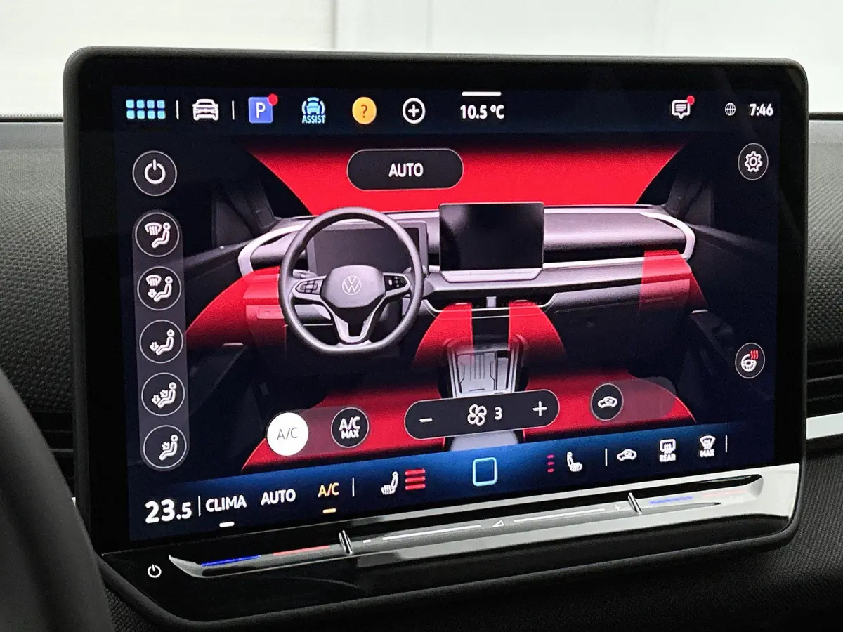 1.5 eTsi Life First Edition 116 PK Automaat | Keyless access | 18" Lichtmetalen velgen | LED koplampen | Apple Carplay | Camera | Android Auto | Climate control | Stoelverwarming | Adaptive 