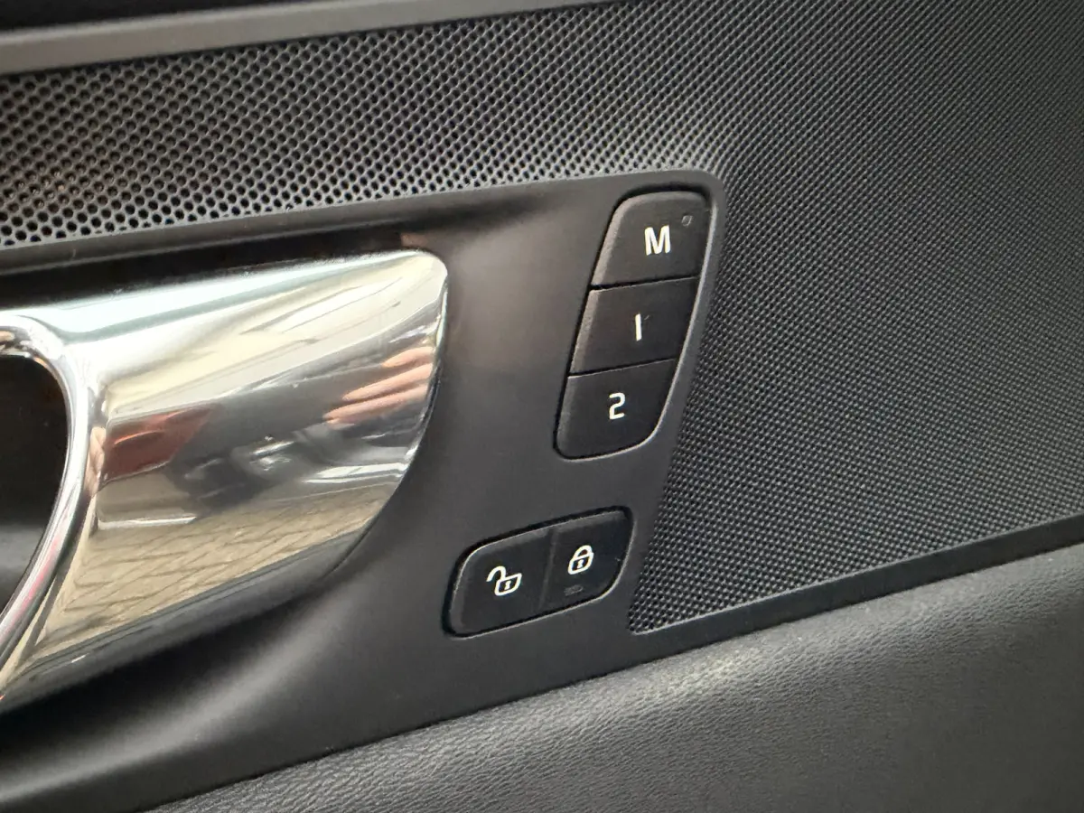 2.0 Recharge T8 AWD Inscription Schuif/kantel dak, Adaptive Cruise control