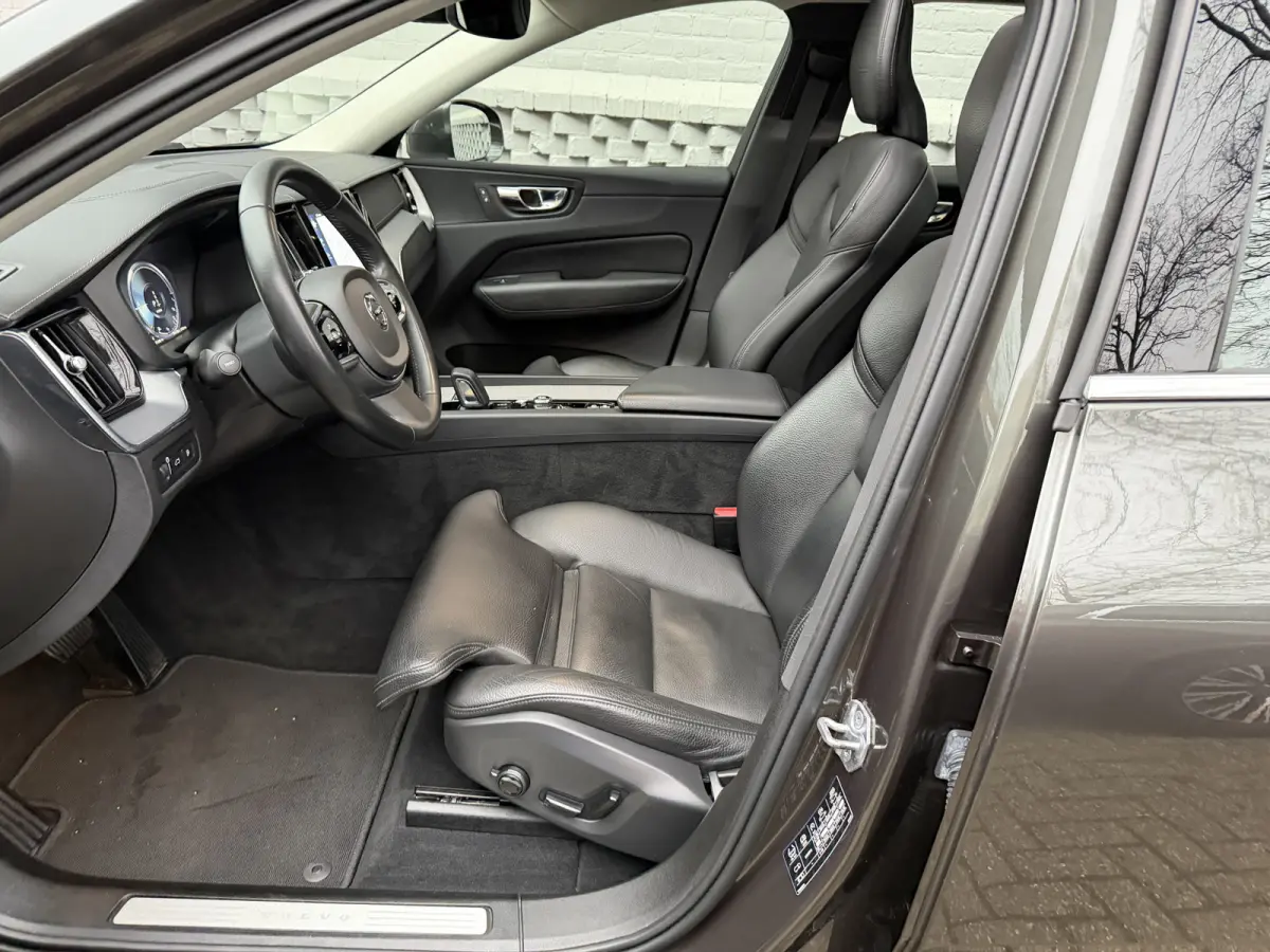 2.0 Recharge T8 AWD Inscription Schuif/kantel dak, Adaptive Cruise control