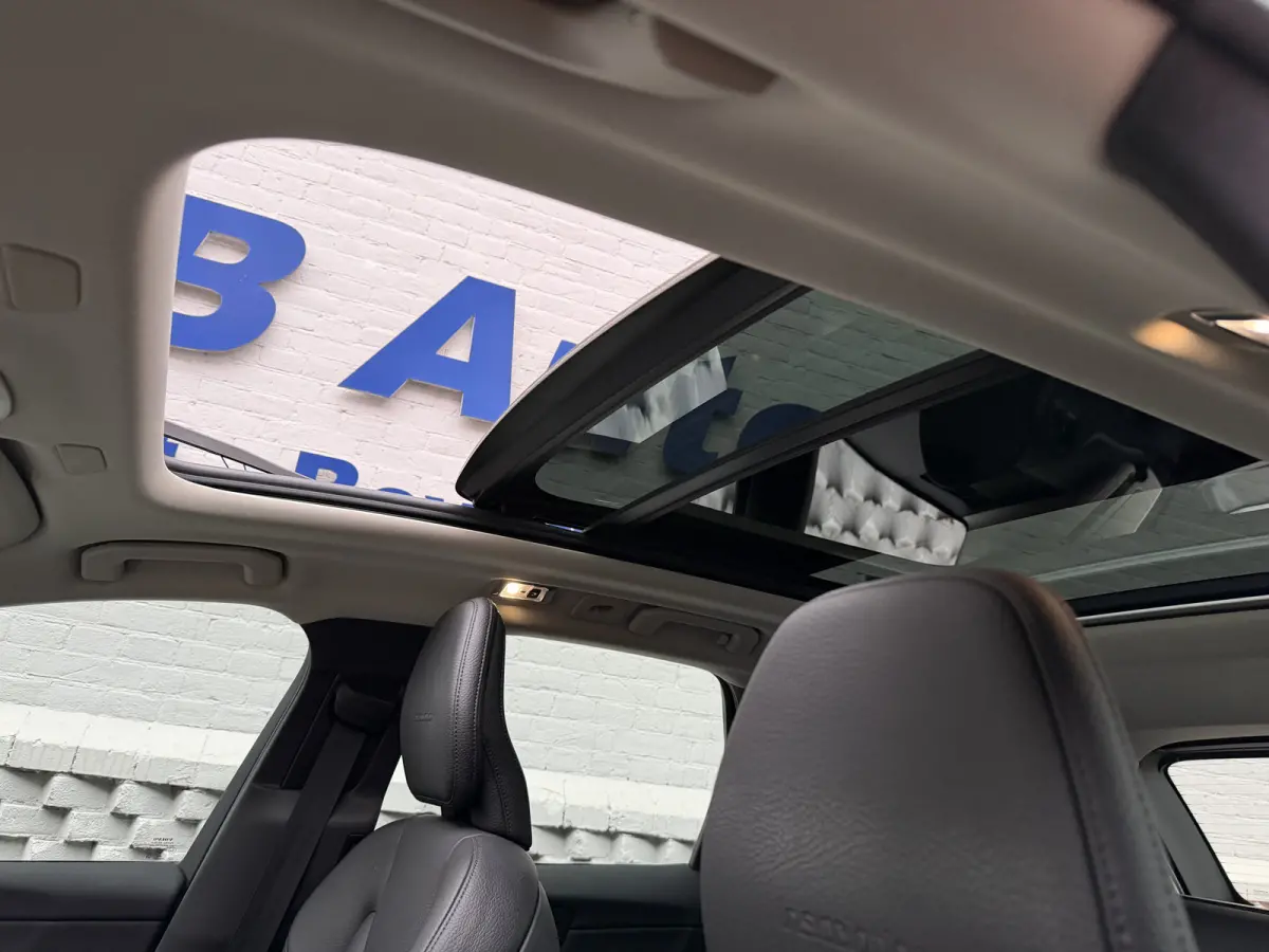 2.0 Recharge T8 AWD Inscription Schuif/kantel dak, Adaptive Cruise control
