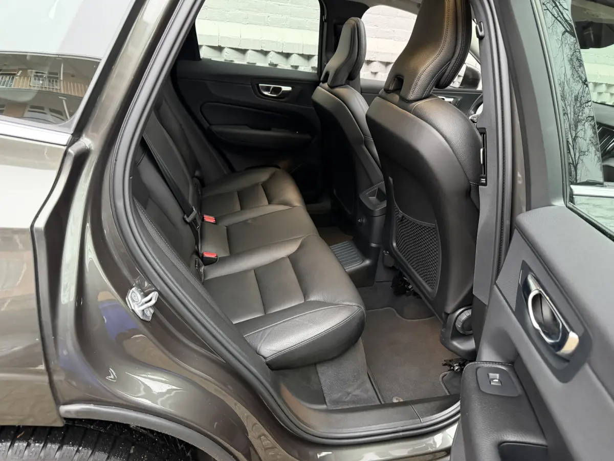 2.0 Recharge T8 AWD Inscription Schuif/kantel dak, Adaptive Cruise control