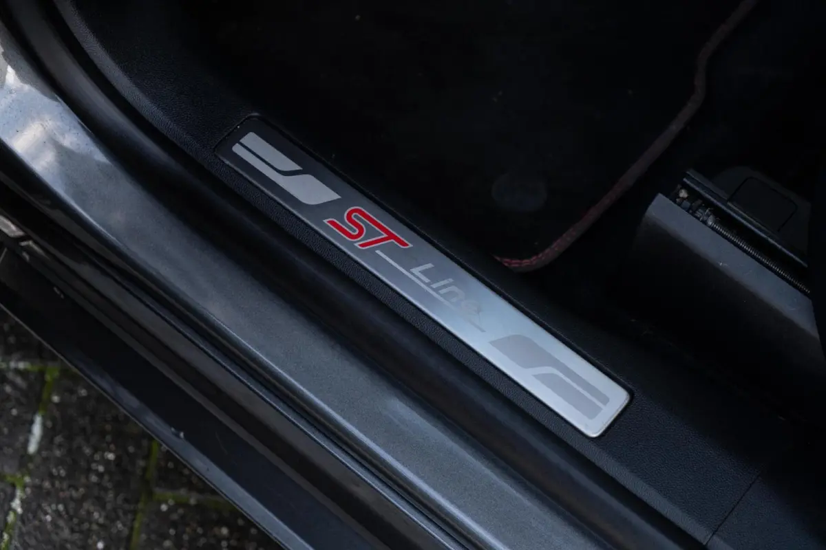 2.5 PHEV ST-Line X 225PK PANO / CAMERA / B&O