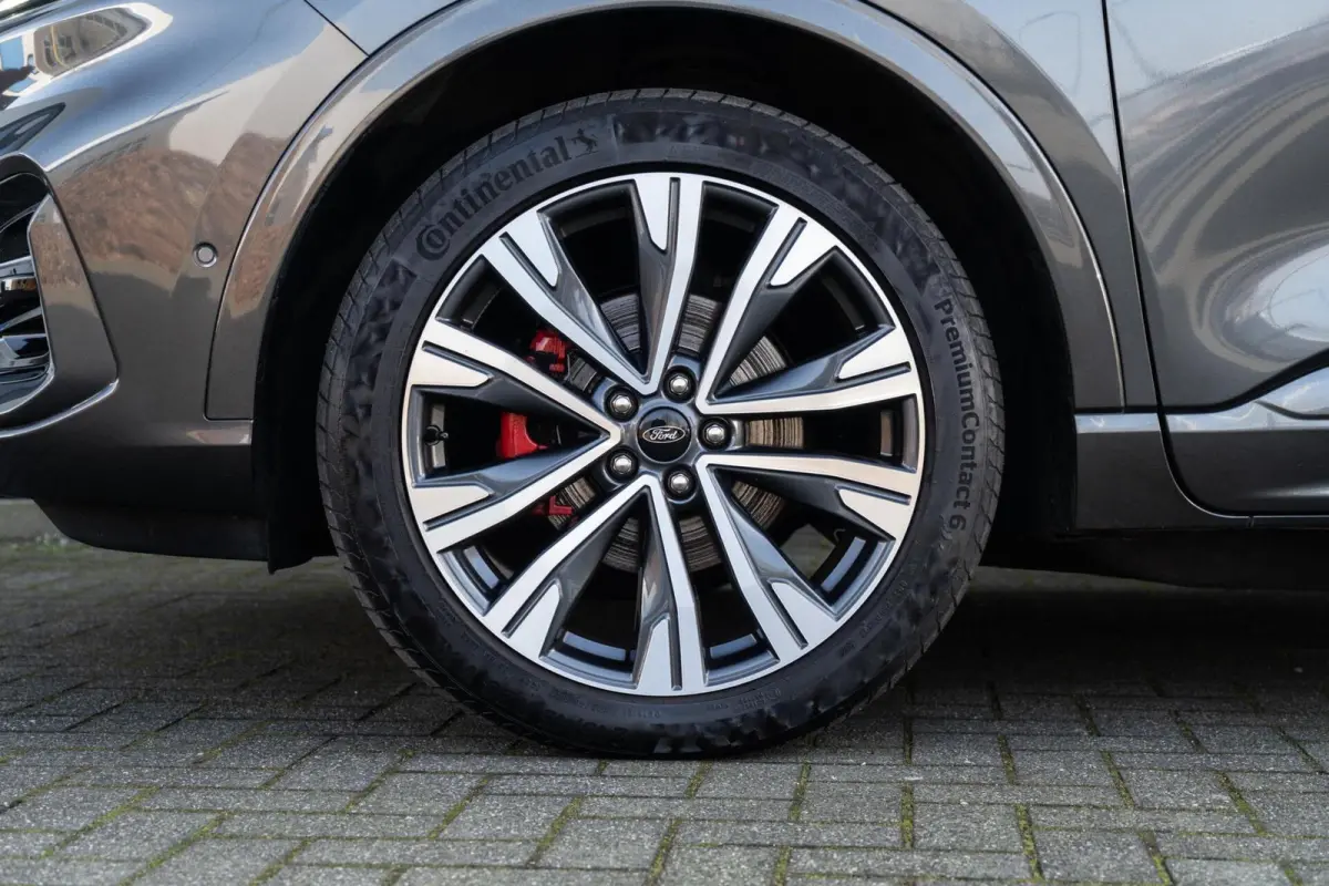 2.5 PHEV ST-Line X 225PK PANO / CAMERA / B&O