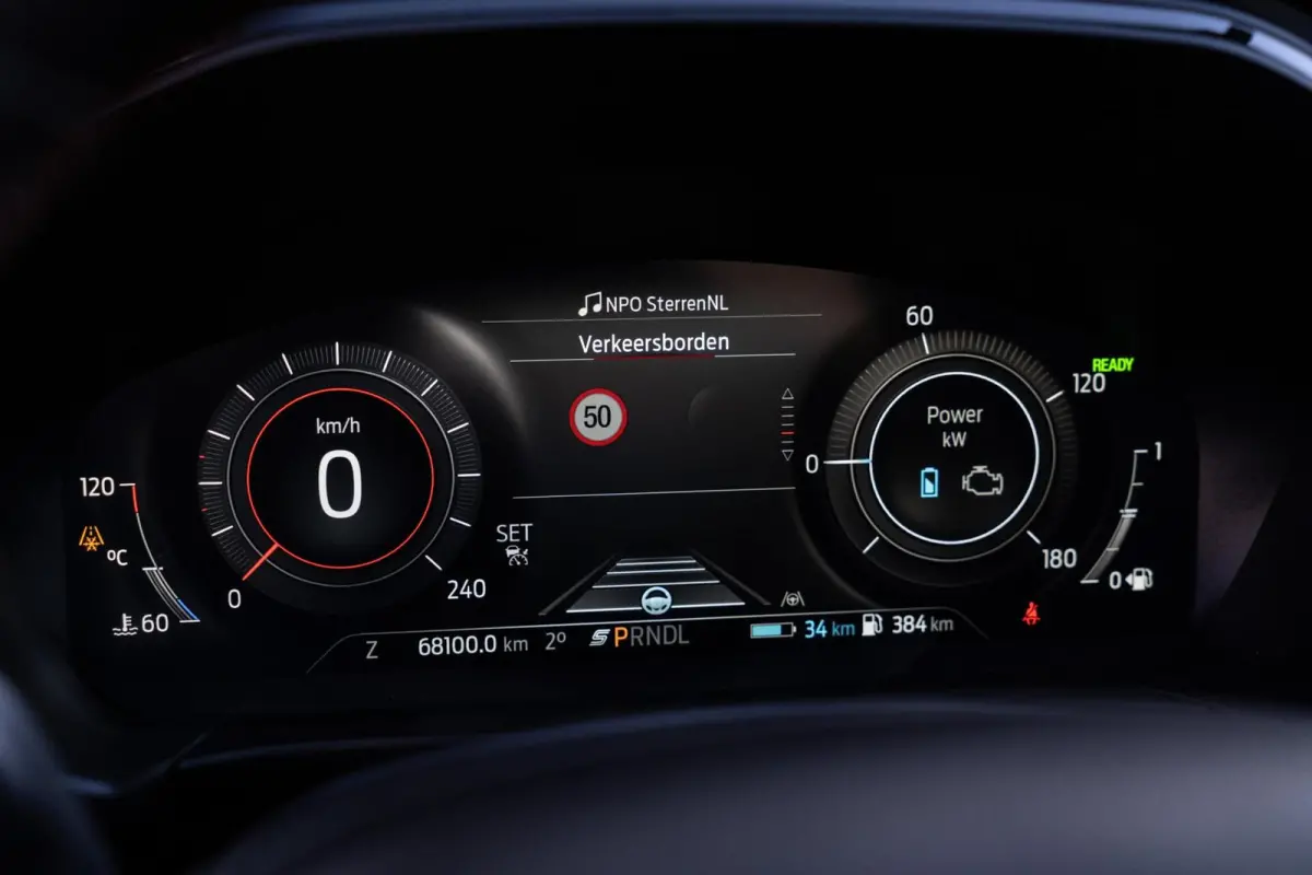 2.5 PHEV ST-Line X 225PK PANO / CAMERA / B&O