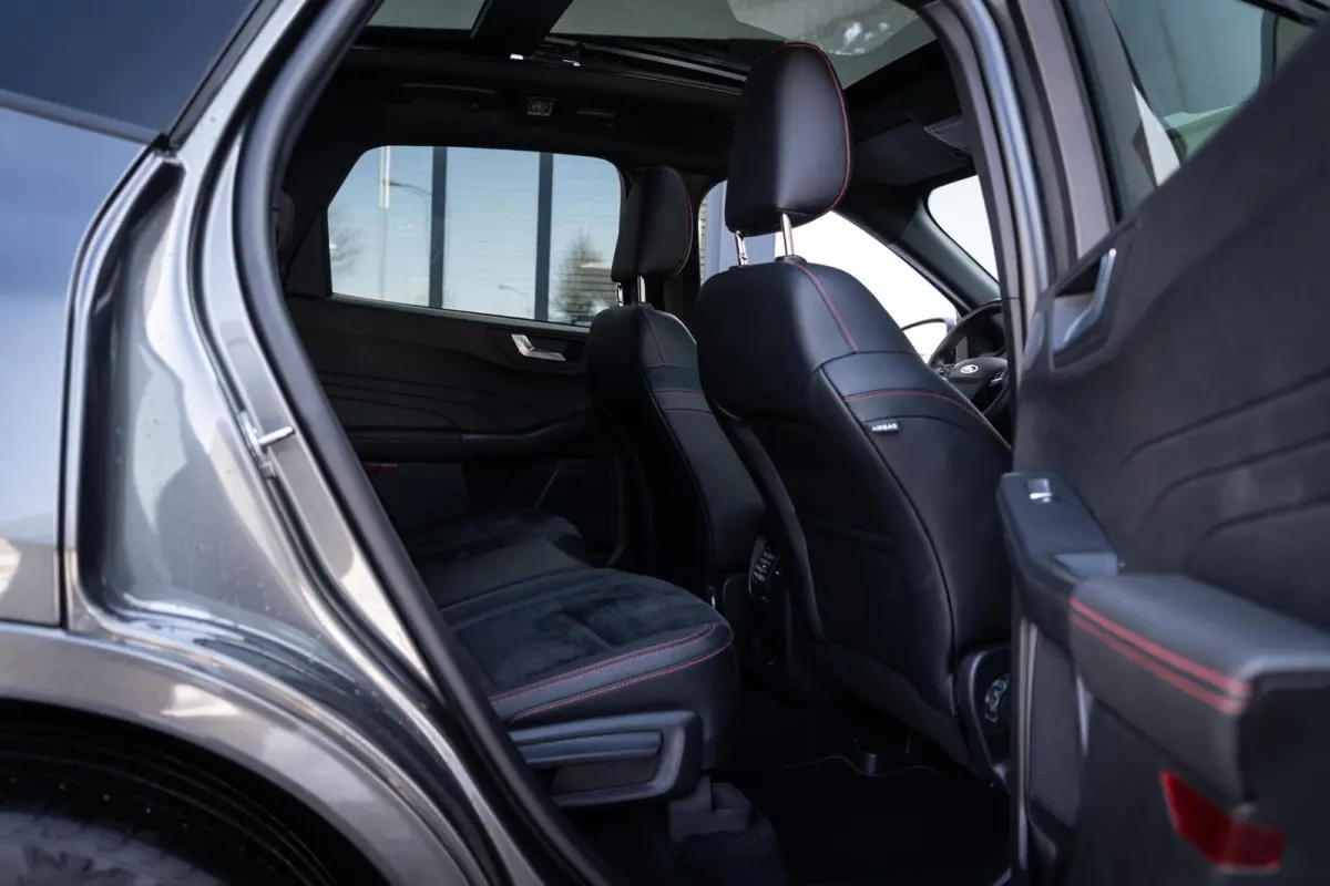 2.5 PHEV ST-Line X 225PK PANO / CAMERA / B&O