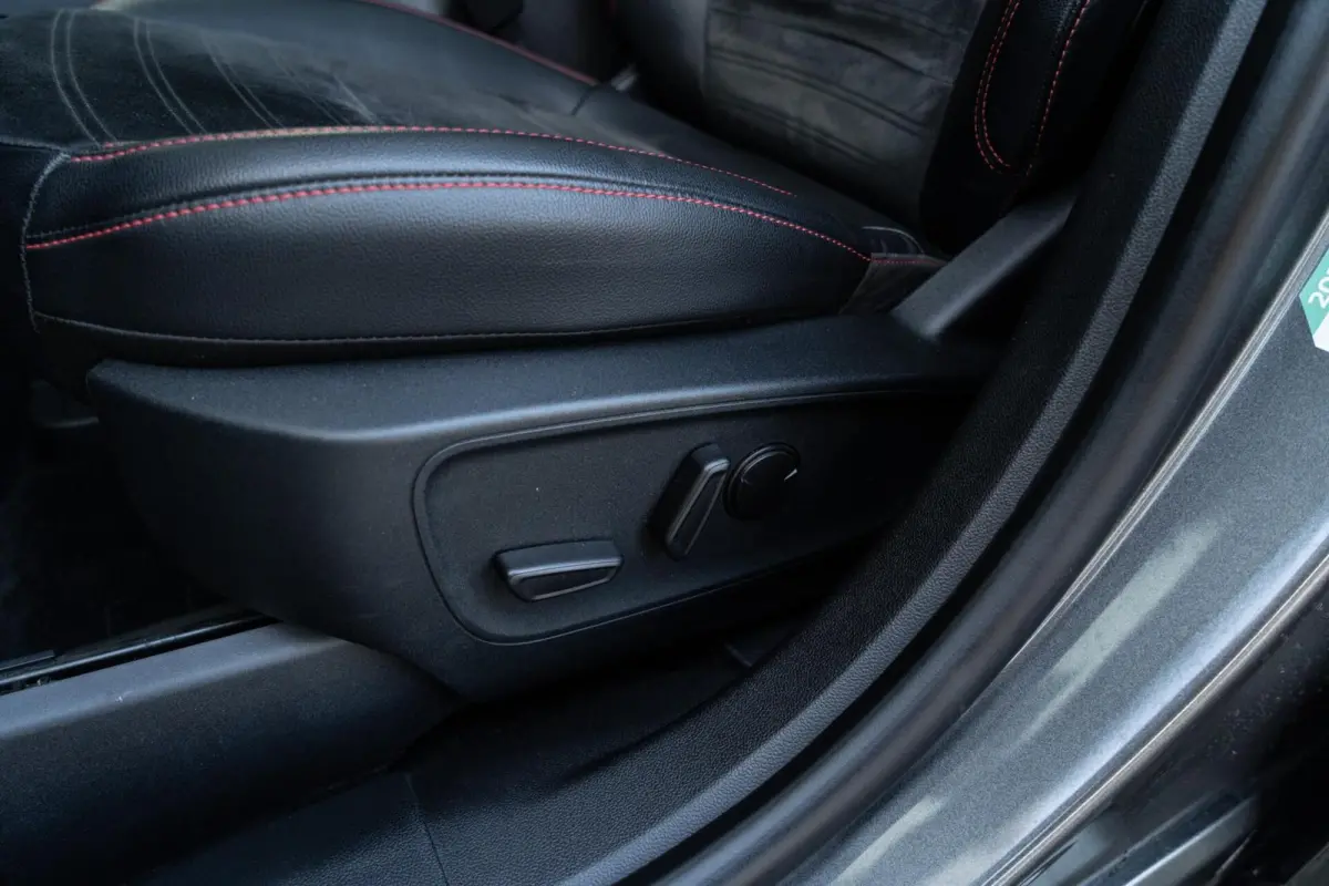 2.5 PHEV ST-Line X 225PK PANO / CAMERA / B&O