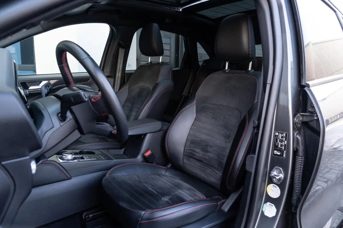 2.5 PHEV ST-Line X 225PK PANO / CAMERA / B&O