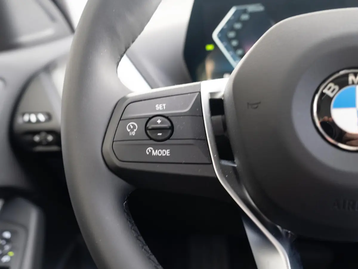 120 | M Sport Design | Achteruitrijcamera | Stoelverwarming | Driving Assistant | 18'' |