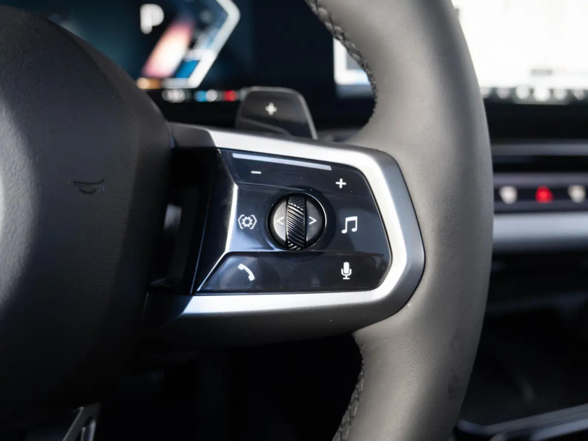 520i | M Sportpakket | Innovation Pack | Stuurwielrand verwarmd | Comfort Access | Panoramadak | Stoelverwarming | Harman-Kardon | Trekhaak