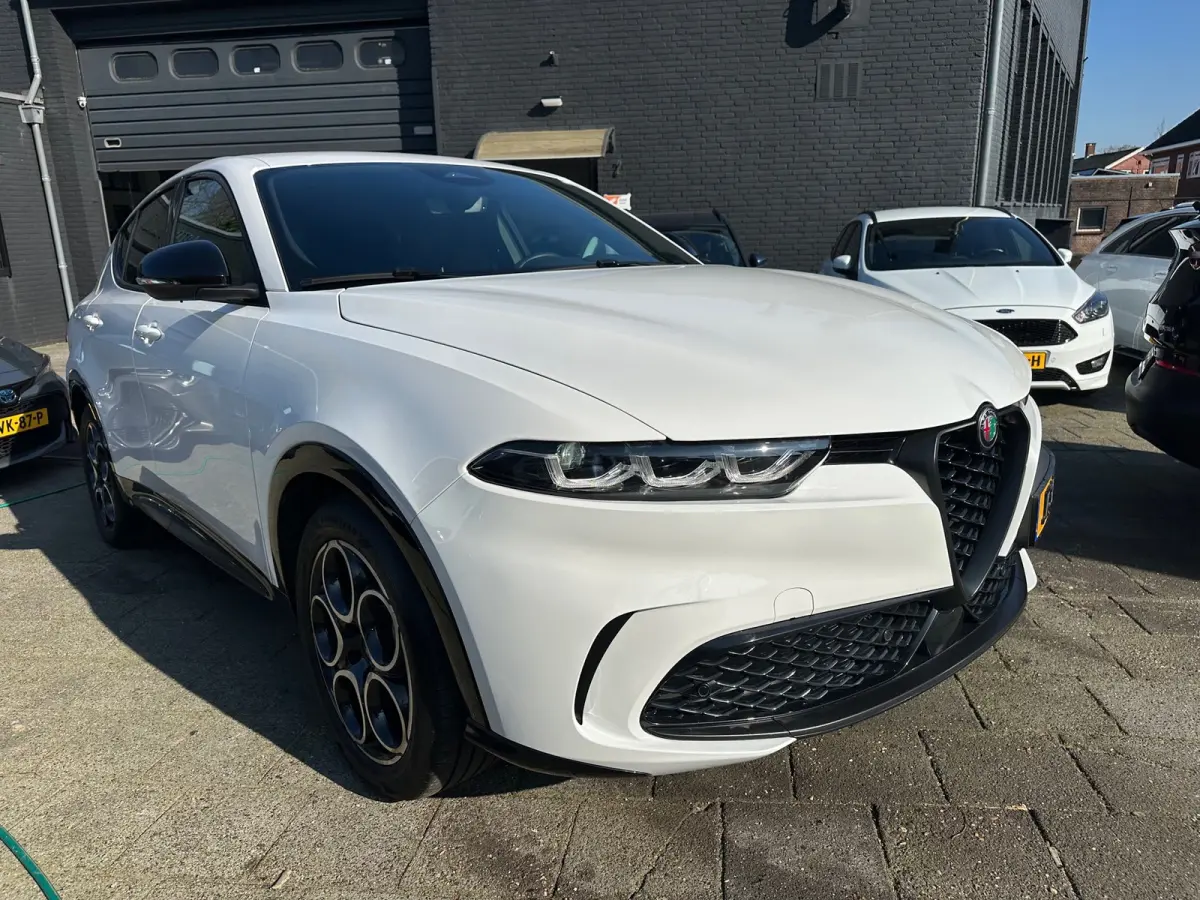 160pk Hybrid Aut|16.000km|Leder|Fabrieksgarantie