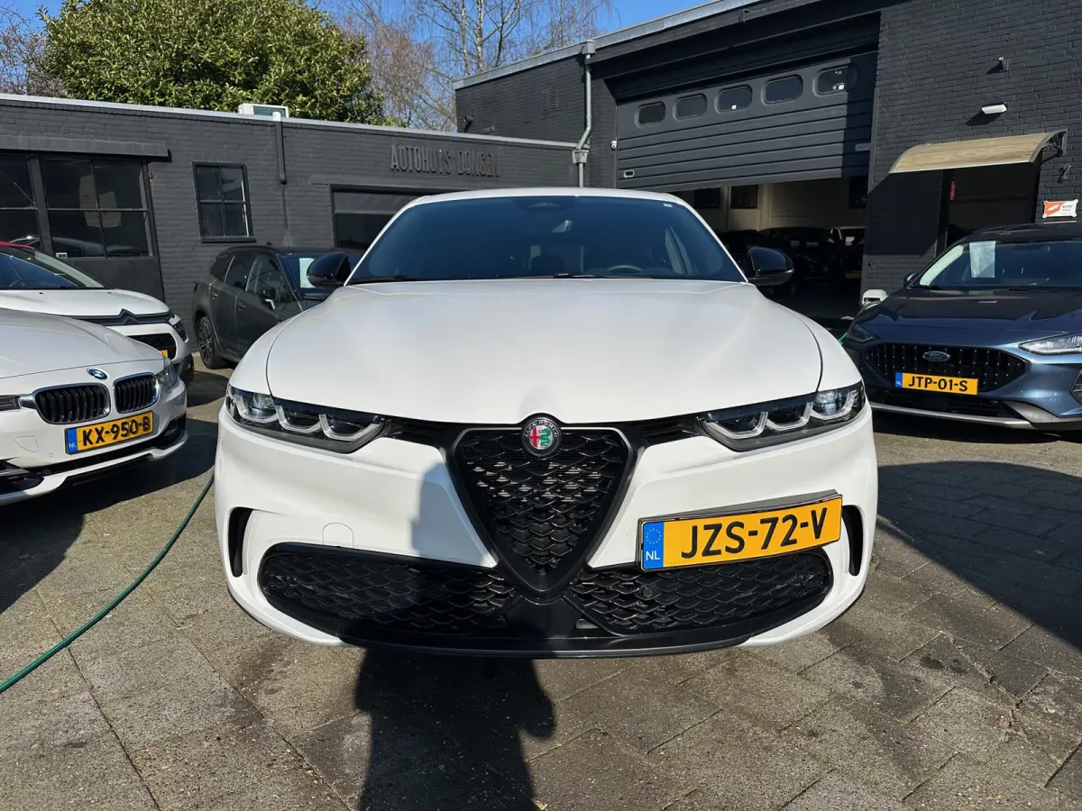 160pk Hybrid Aut|16.000km|Leder|Fabrieksgarantie