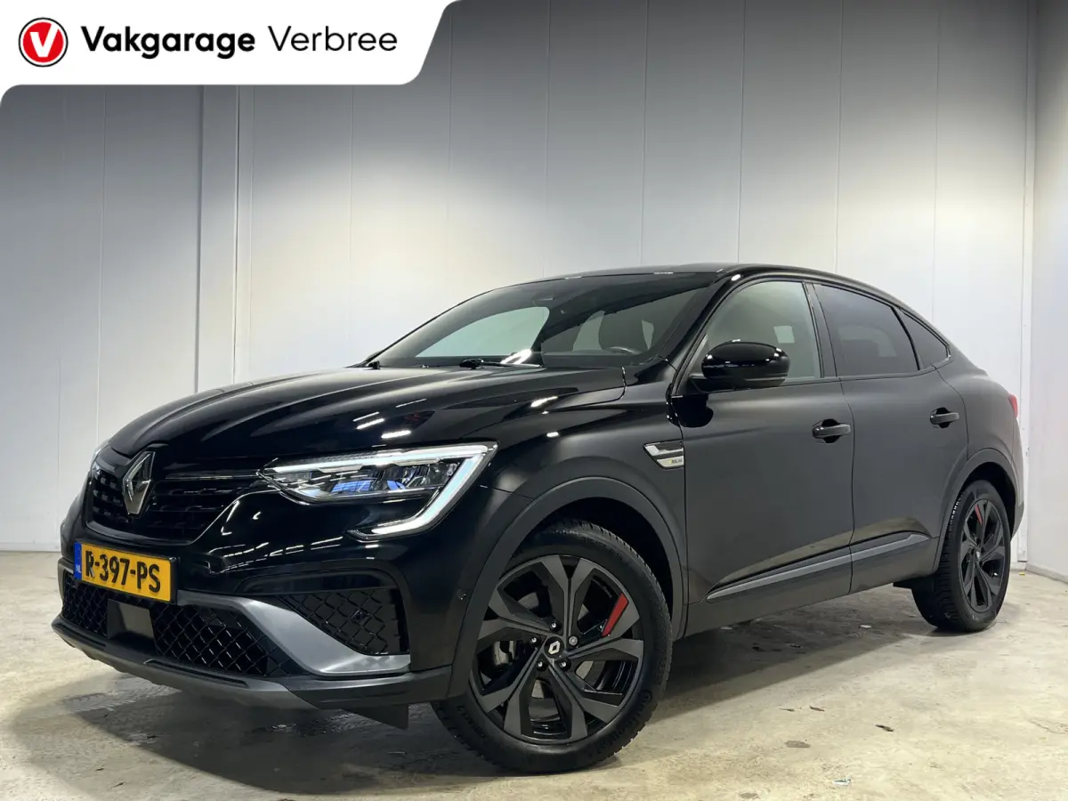 1.6 E-Tech Hybrid 145 R.S. Line | Navigatie/Android/Apple Carplay | LM Velgen 18" | Cruise Control adaptief | Achteruitrijcamera | Stoelverwarming + Stuurwielverwarming |