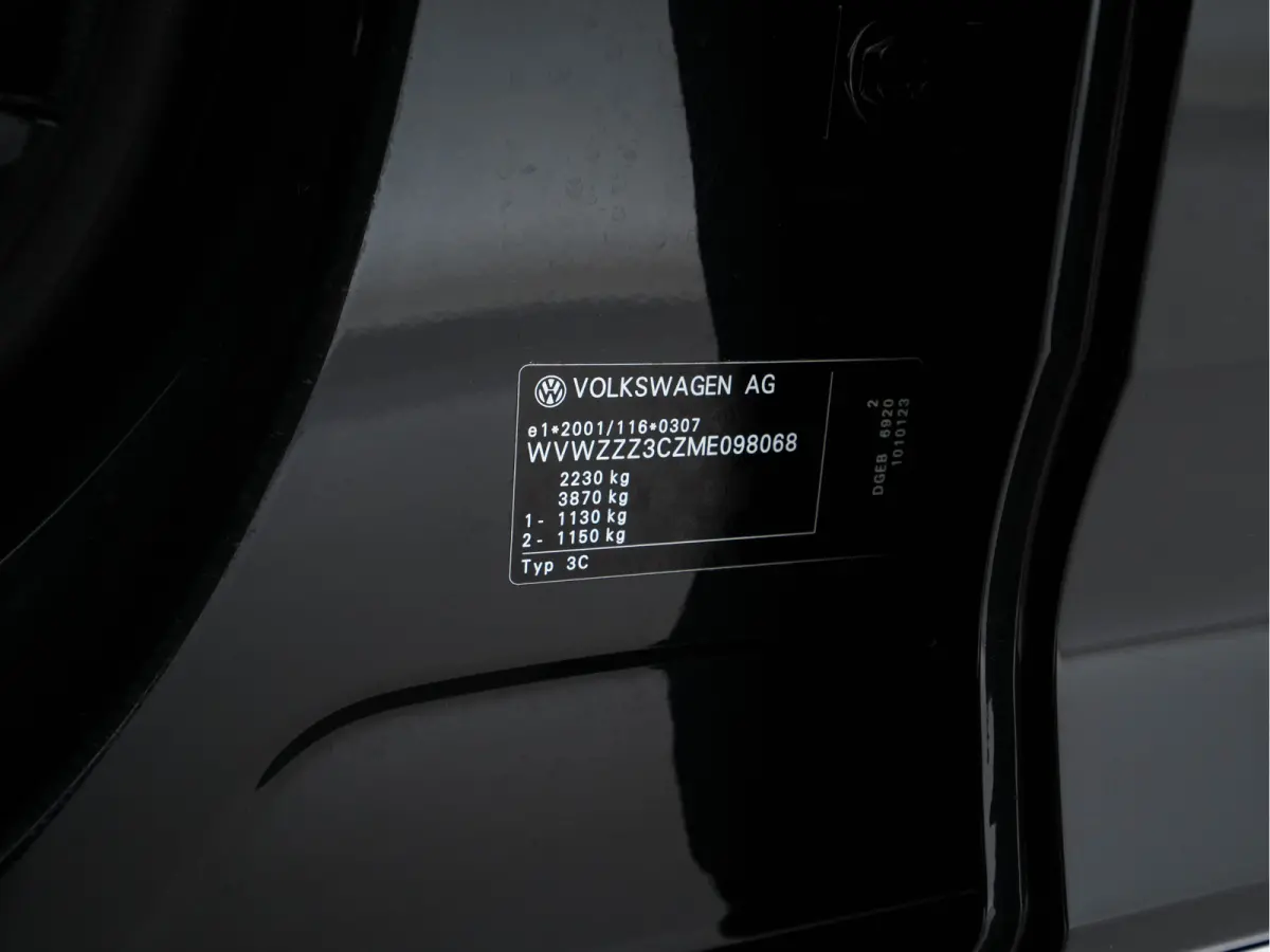 1.4 TSI GTE Business (Plug-In) {SoH-96%} (INCL-BTW) Aut. *FULL-LED | DIGI-COCKPIT | ADAPTIVE-CRUISE | NAVI-FULLMAP | KEYLESS | DAB+ | COMFORT-SEATS | SHIFTPADDLES | PRIVACY-GLASS | PDC | CAM