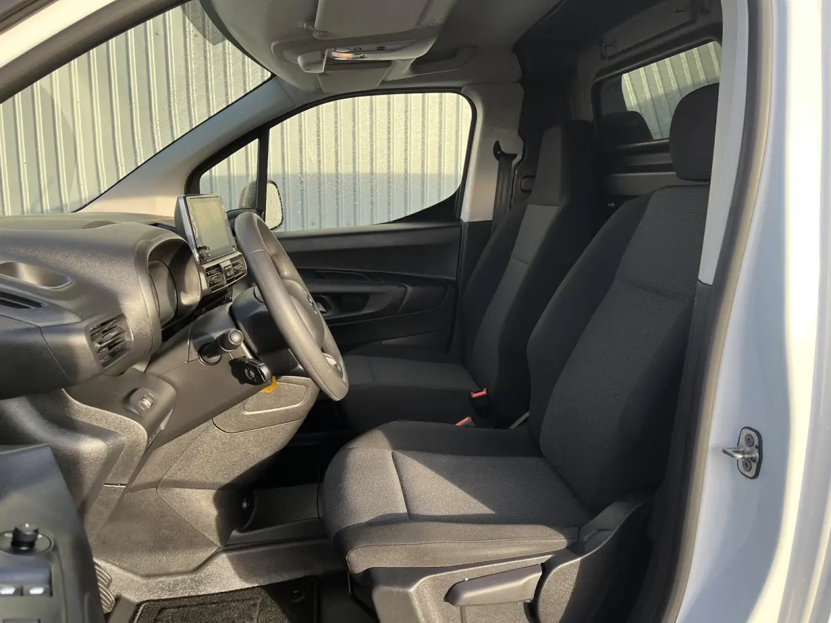 1.2 Club*NIEUW MODEL*A/C*CRUISE*CARPLAY*NW-RIEM*