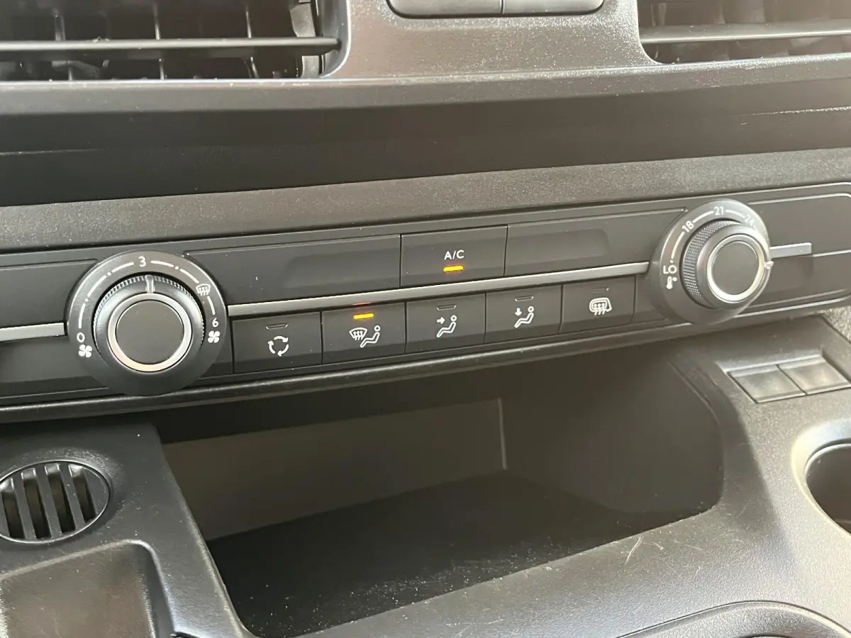 1.2 Club*NIEUW MODEL*A/C*CRUISE*CARPLAY*NW-RIEM*