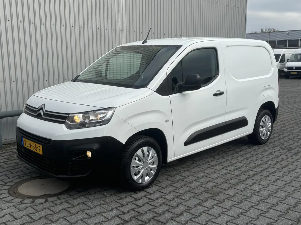 1.2 Club*NIEUW MODEL*A/C*CRUISE*CARPLAY*NW-RIEM*