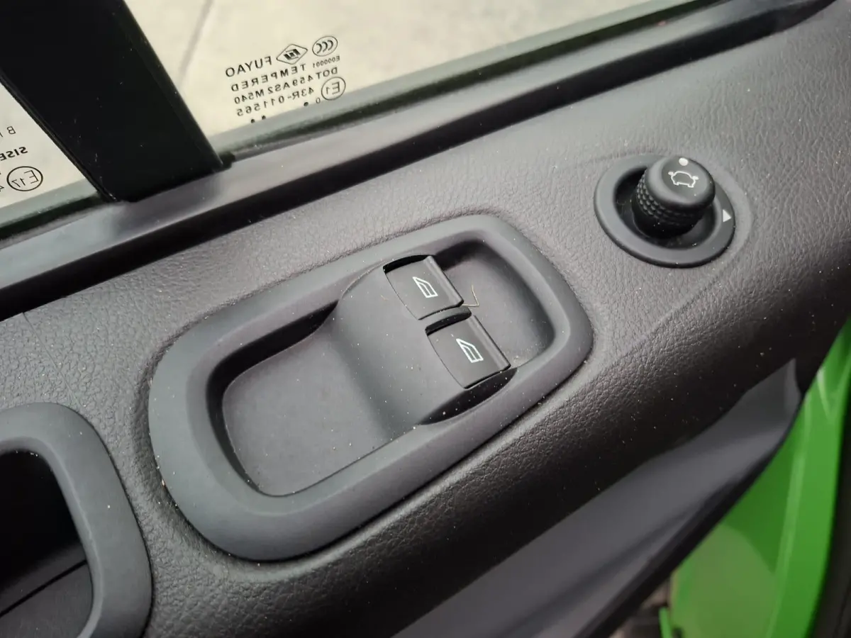 290 2.0 TDCI L2H1 Trend DC DUBBEL CABINE / AIRCO / CRUISE CONTROLE / CAMERA