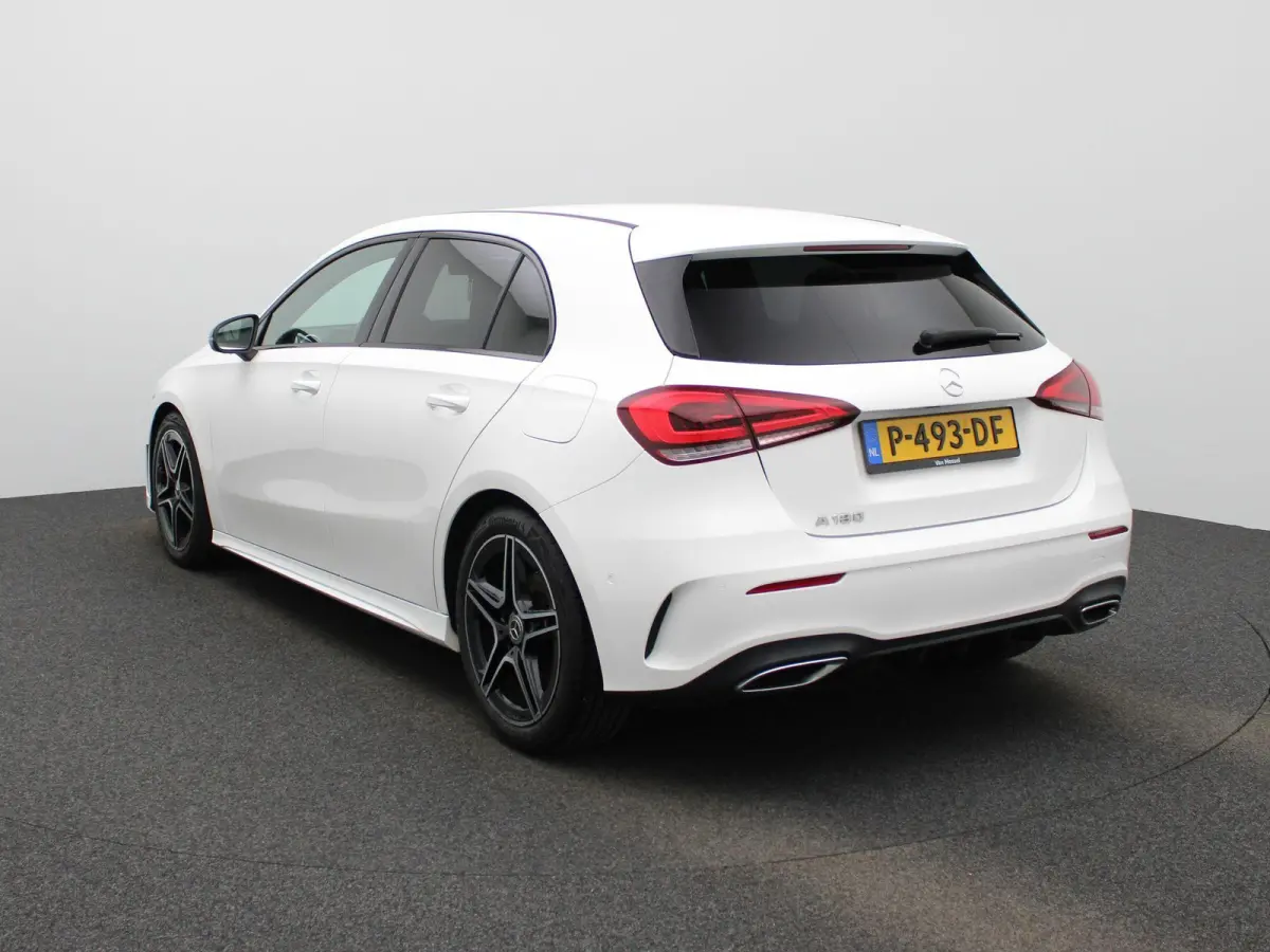180 Business Solution AMG | Automaat | Navigatie | Sfeerverlichting | Achteruitrijcamera | Stoelverwarming | Wide Screen Virtual Cockpit | Cruise Control | Climate Control | Parkeersensoren 