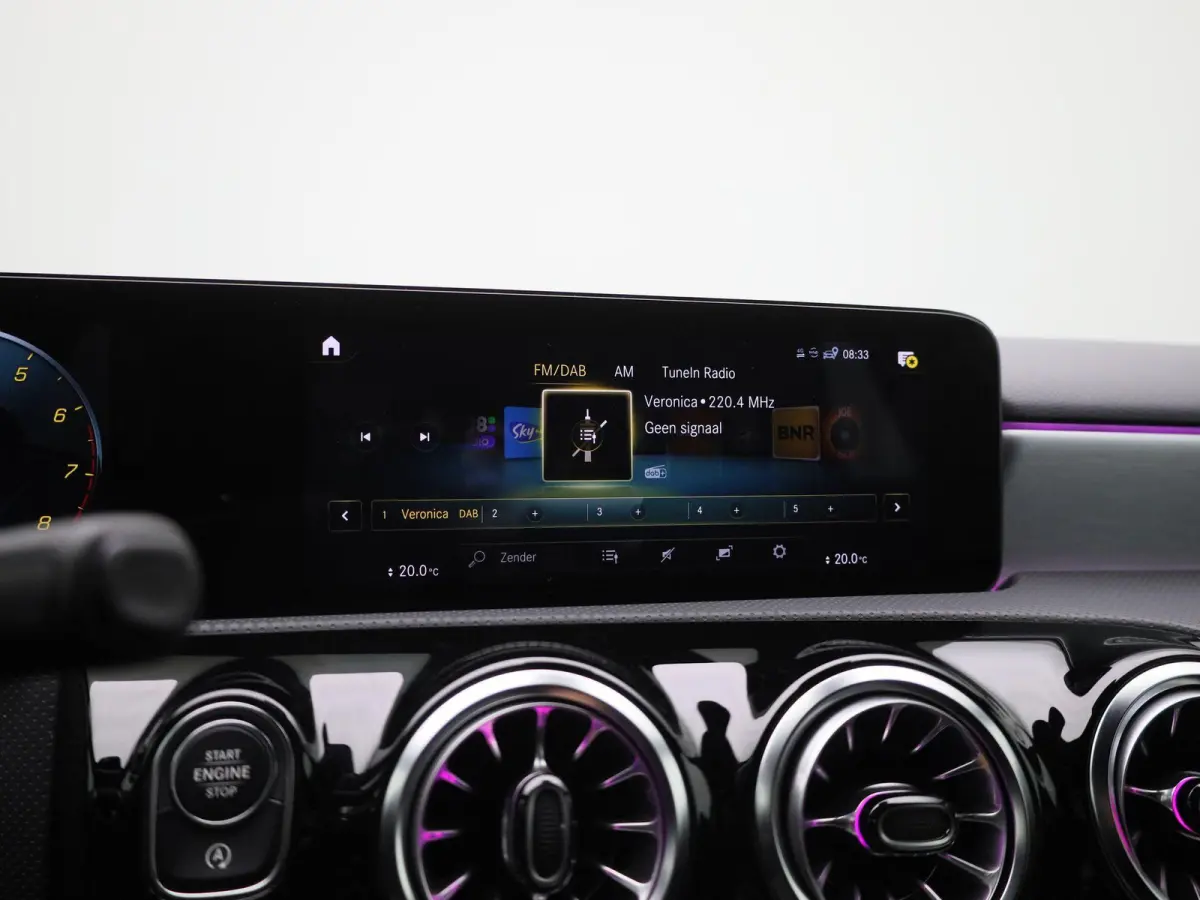 180 Business Solution AMG | Automaat | Navigatie | Sfeerverlichting | Achteruitrijcamera | Stoelverwarming | Wide Screen Virtual Cockpit | Cruise Control | Climate Control | Parkeersensoren 