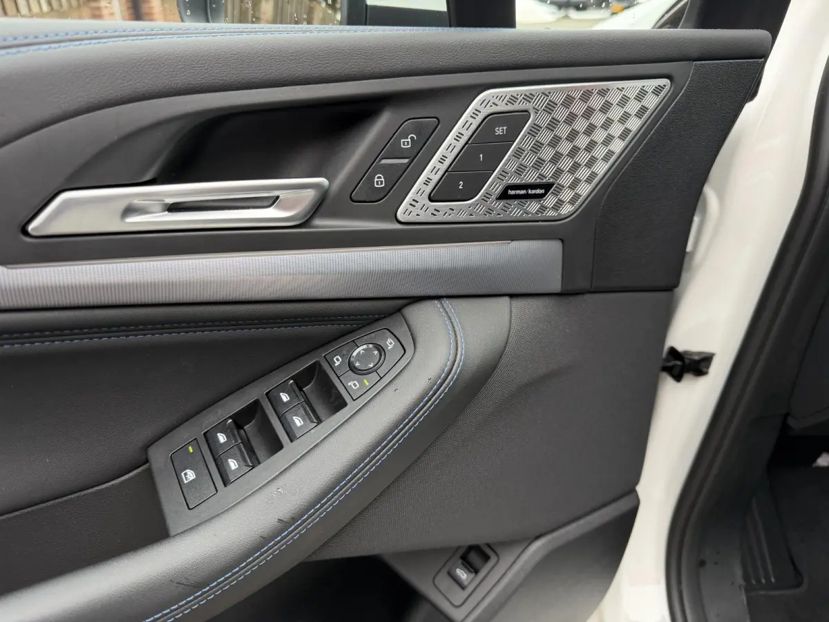 218i M-Sport Massage|HarmanKardon|Comfort