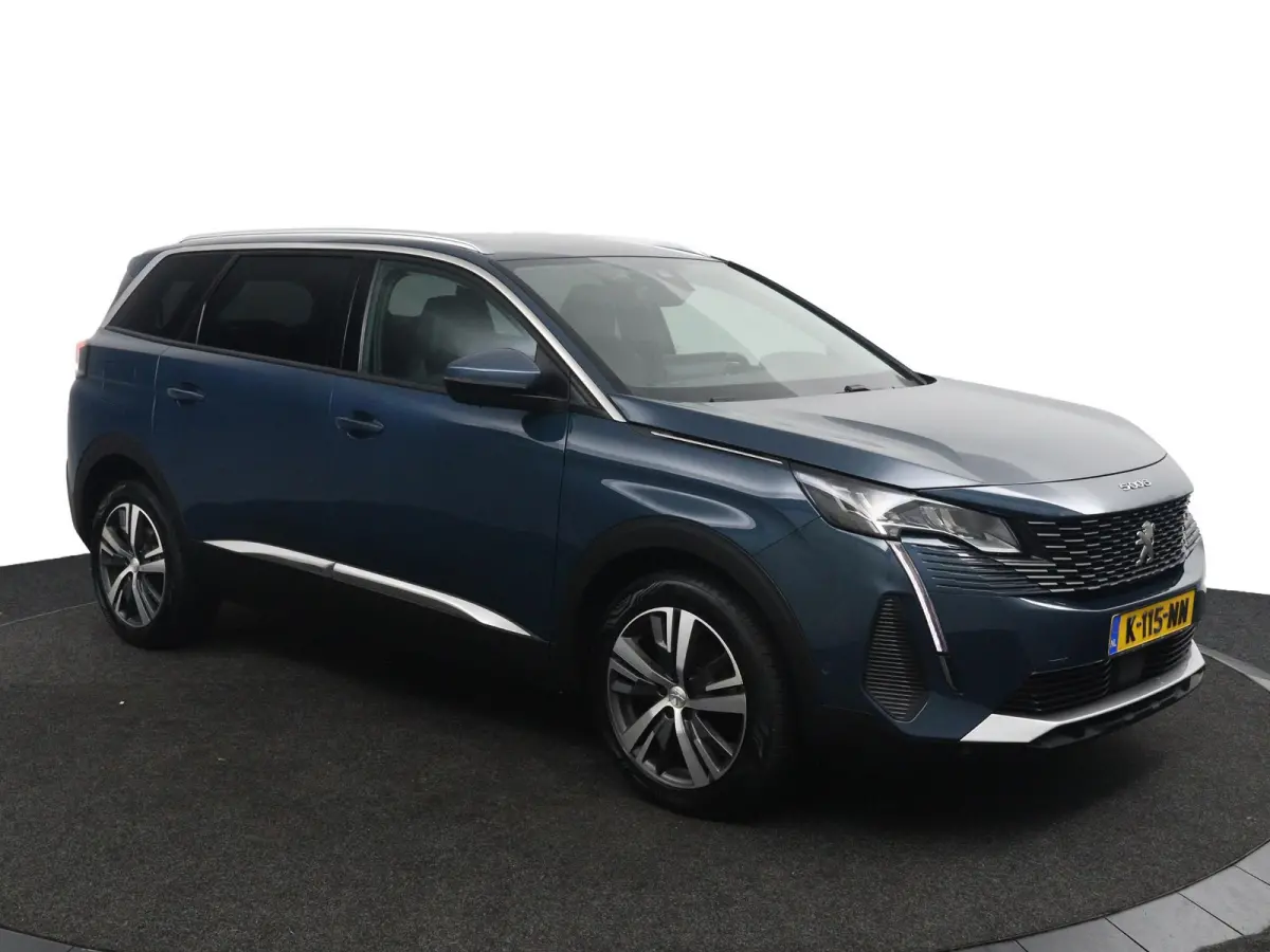 1.2 FACELIFT*CARPLAY*NAVI*CAMERA*HAAK*7-PERS*ECC*