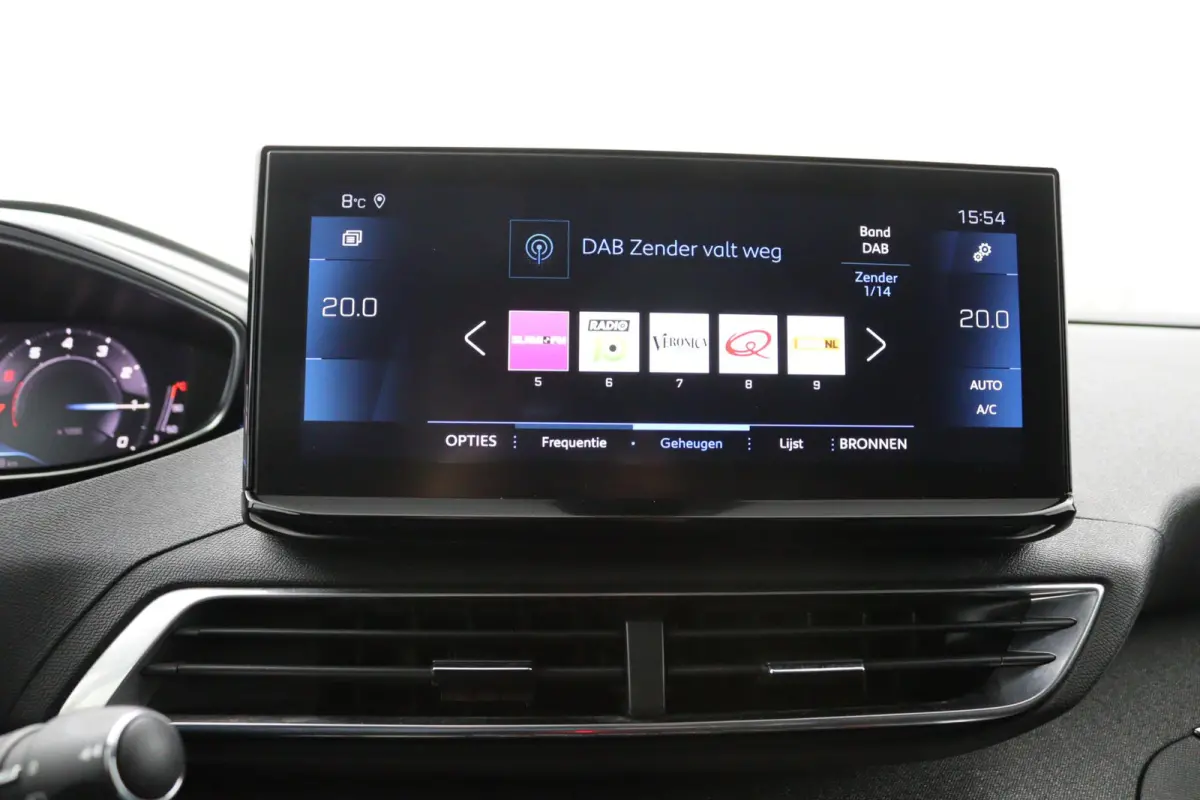 1.2 FACELIFT*CARPLAY*NAVI*CAMERA*HAAK*7-PERS*ECC*