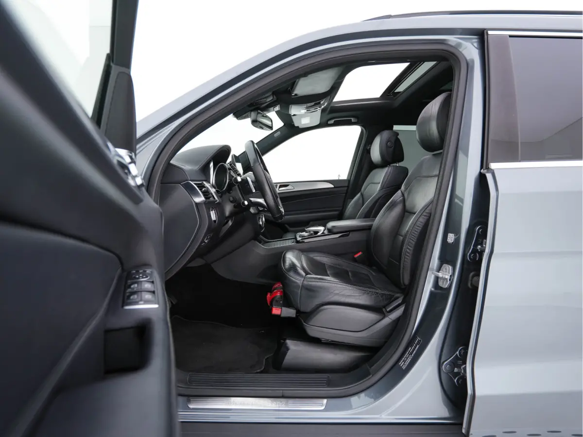 350 d 4MATIC AMG-Line [ 7-Pers ] *PANO | LEATHER | FULL-LED | DISTRONIC | NAVI-FULLMAP | HEAT/COLD-COMFORTSEATS | BLINDSPOT | MEMORY-PACK | HARMAN/KARDON | TOPVIEW | KEYLESS | SHIFTPADDLES |