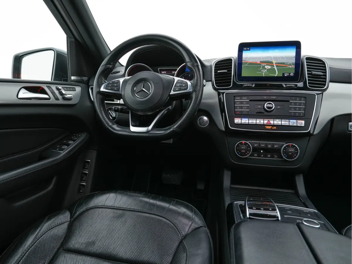 350 d 4MATIC AMG-Line [ 7-Pers ] *PANO | LEATHER | FULL-LED | DISTRONIC | NAVI-FULLMAP | HEAT/COLD-COMFORTSEATS | BLINDSPOT | MEMORY-PACK | HARMAN/KARDON | TOPVIEW | KEYLESS | SHIFTPADDLES |