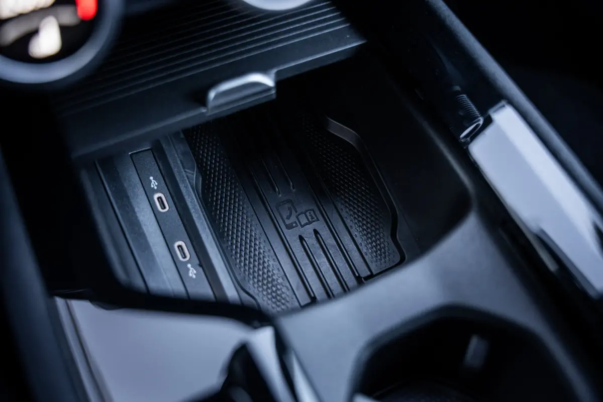 Sportline Business | Achteruitrijcamera | Climatronic, elektronische airconditioning met 3 klimaatzones | Driving mode select