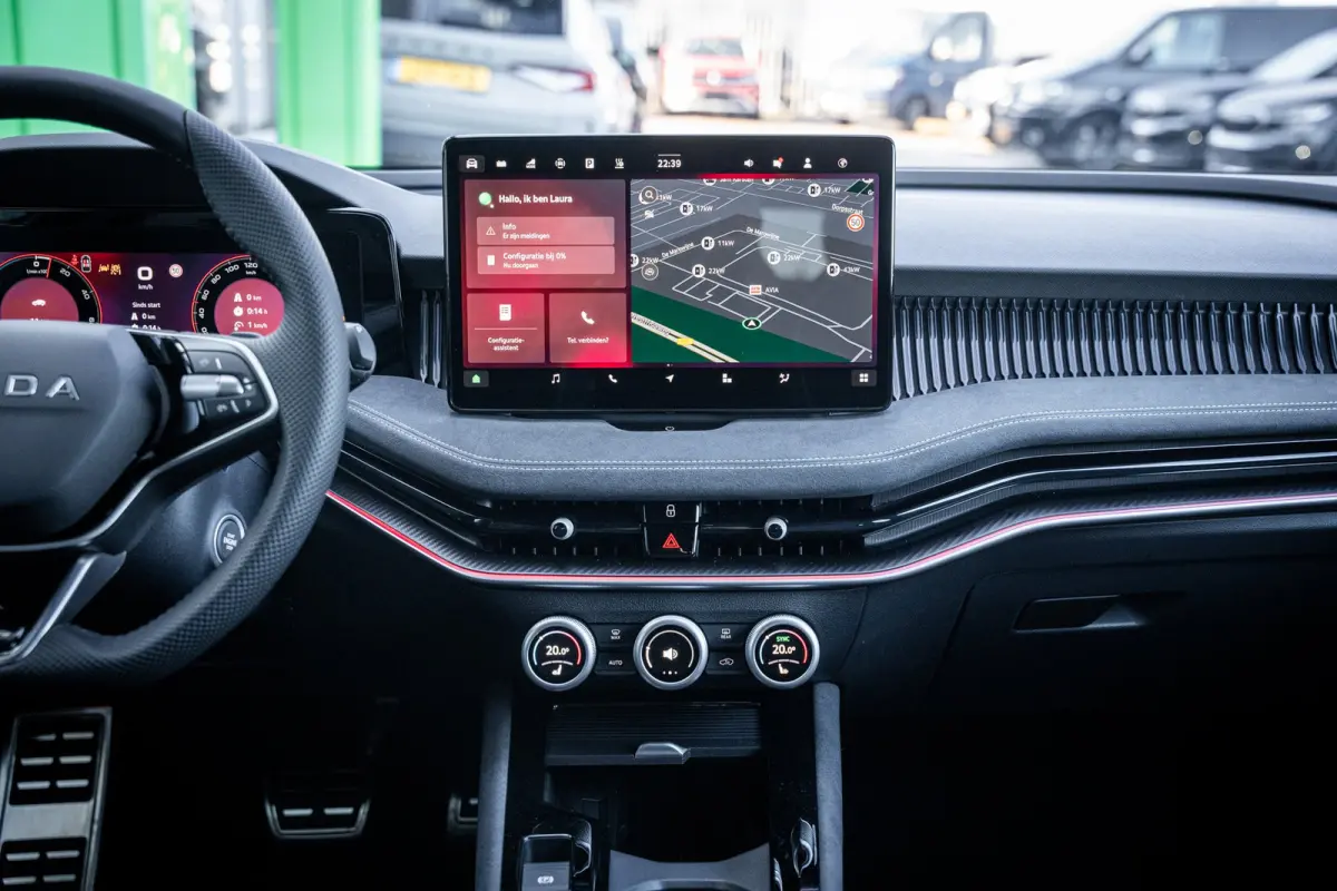 Sportline Business | Achteruitrijcamera | Climatronic, elektronische airconditioning met 3 klimaatzones | Driving mode select
