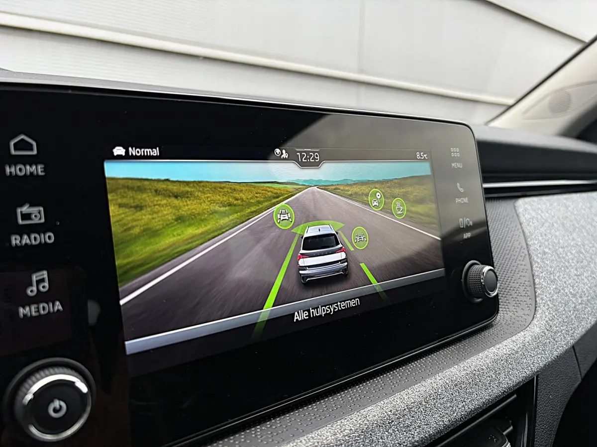 1.0 TSI 115pk DSG Selection | Camera | Smartlink | Stoelverwarming