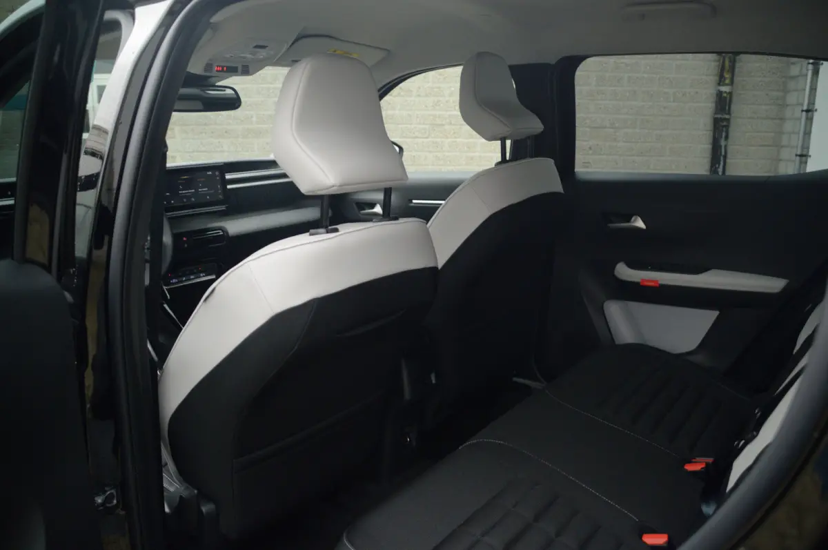 1.2 Hybrid 145pk Max | Achteruitrijcamera | Afwijkende dakkleur | Apple Carplay/Android Auto|telefoonintegratie premium