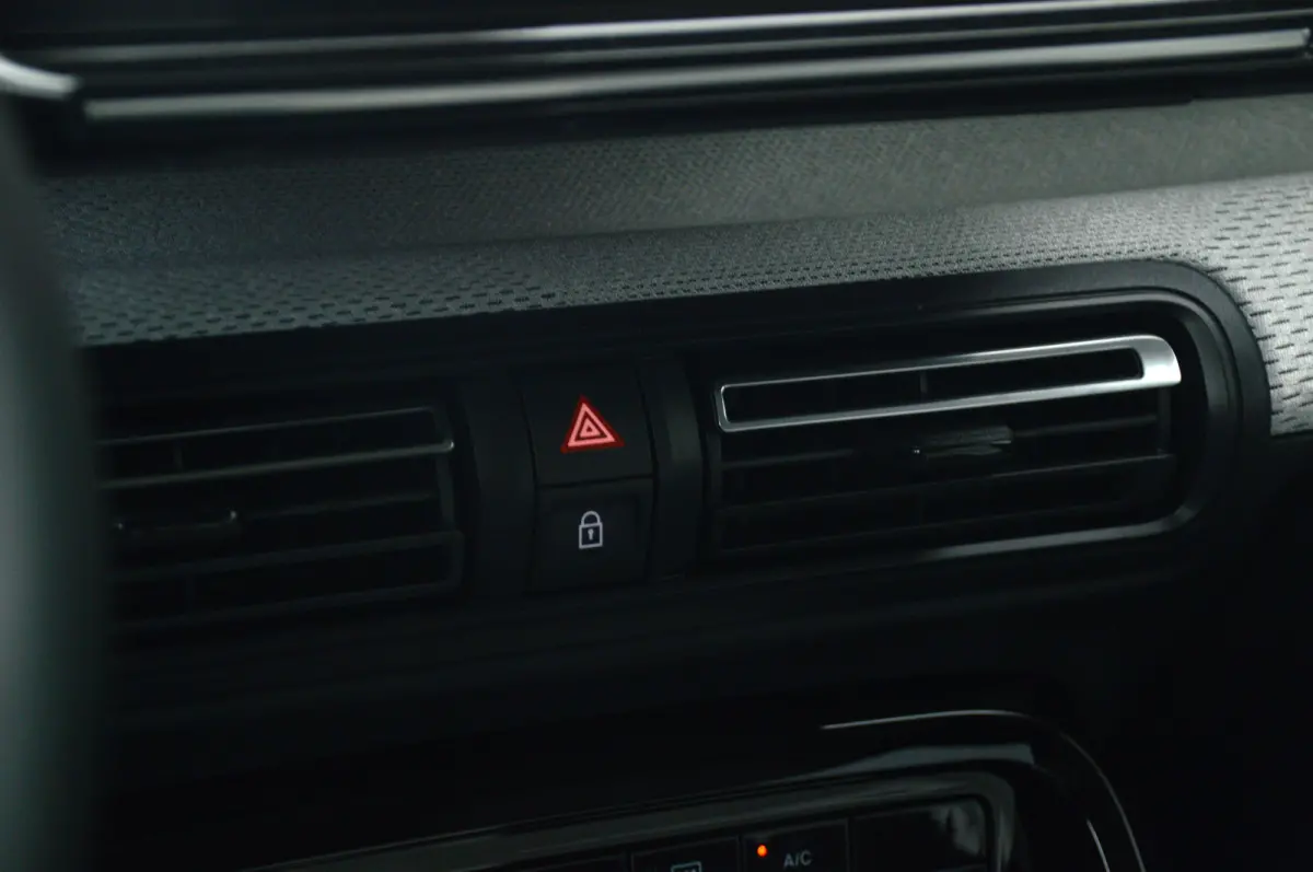 1.2 Hybrid 145pk Max | Achteruitrijcamera | Afwijkende dakkleur | Apple Carplay/Android Auto|telefoonintegratie premium